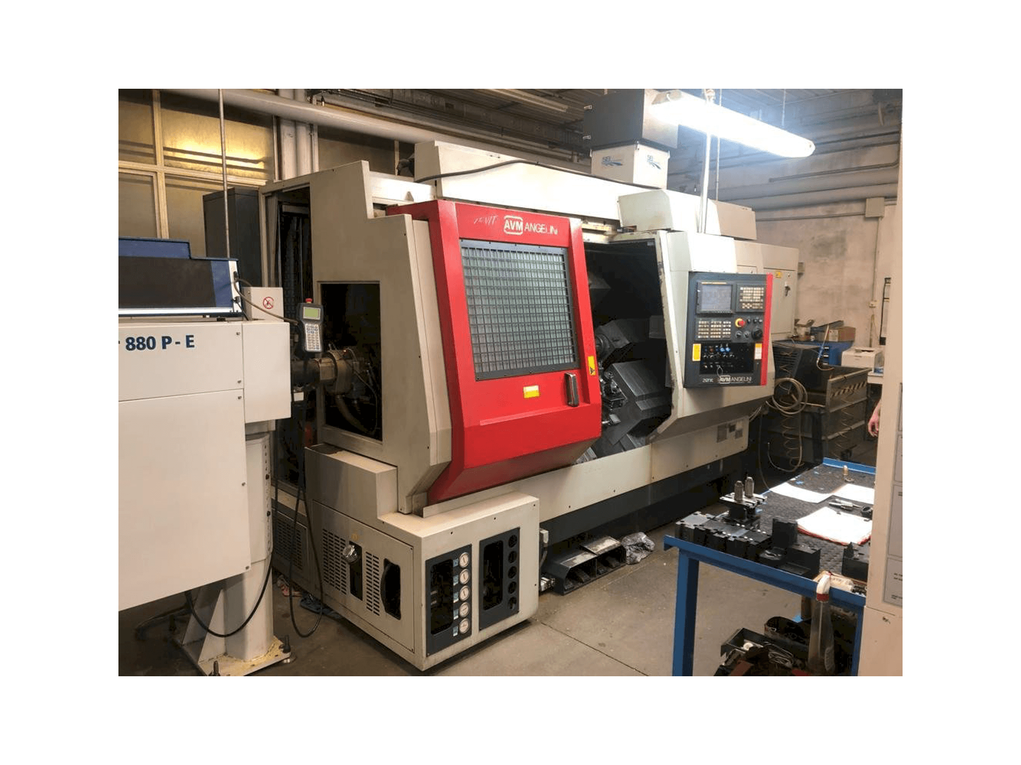 Vista Frontal da AVM Angelini Zenit máquina