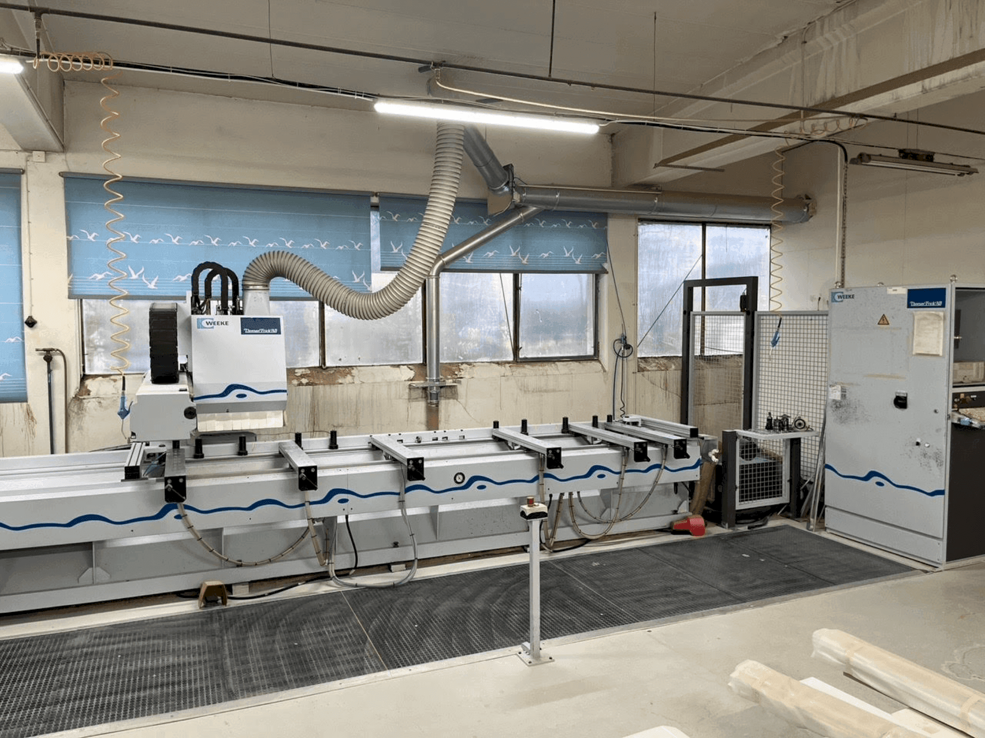 Vista Frontal da Weeke BHC 280.3 máquina