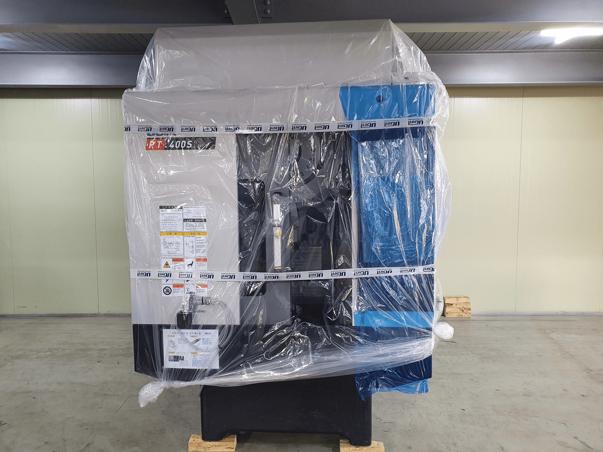 Vista Frontal da UGINT PT400S máquina