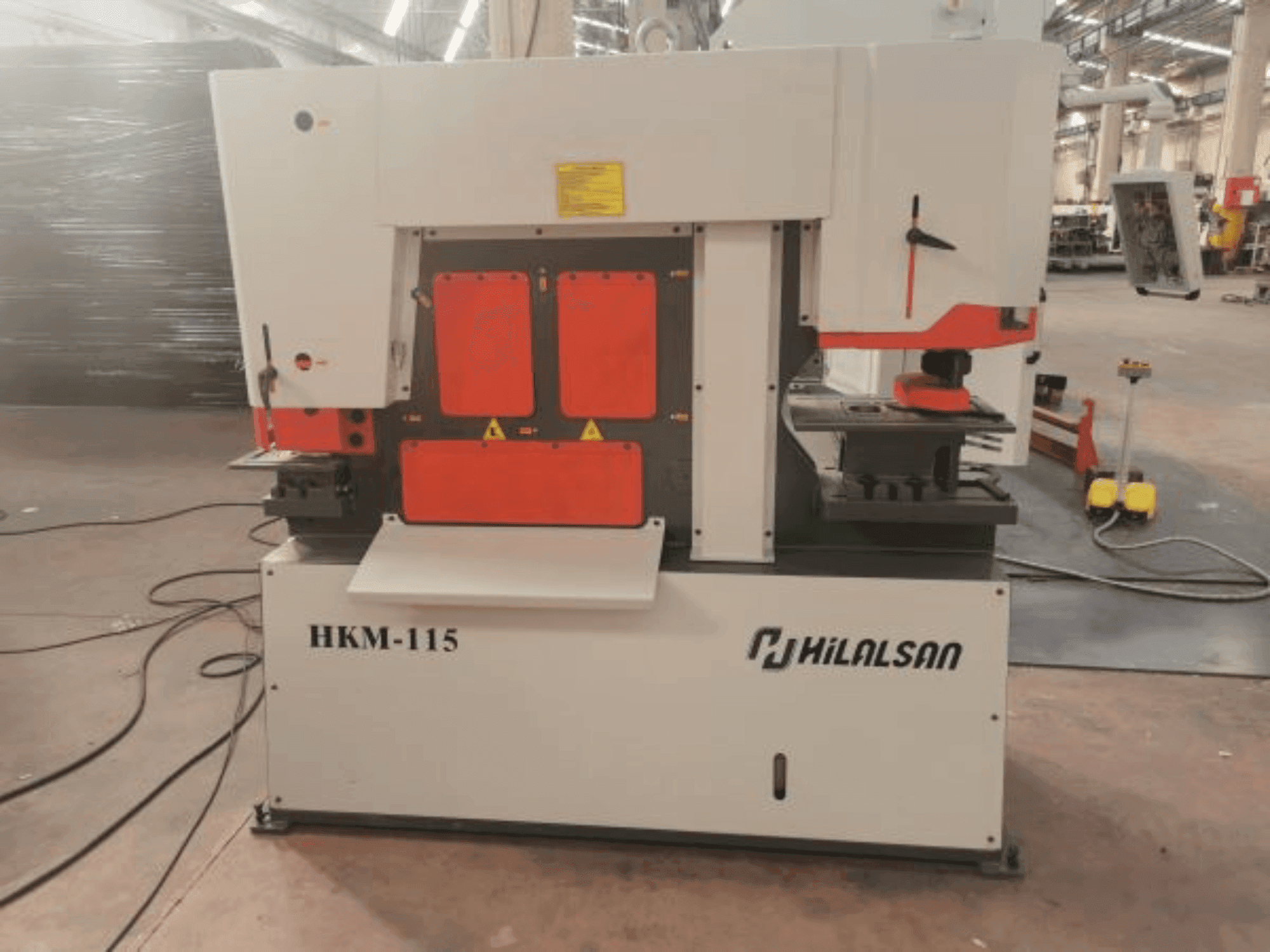 Vista Frontal da HILALSAN HKM-115 máquina