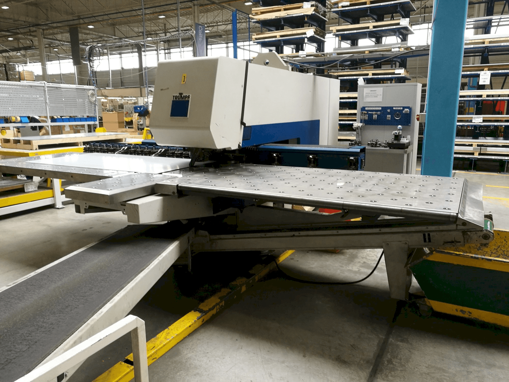 Vista Frontal da Trumpf Trumatic 500 máquina
