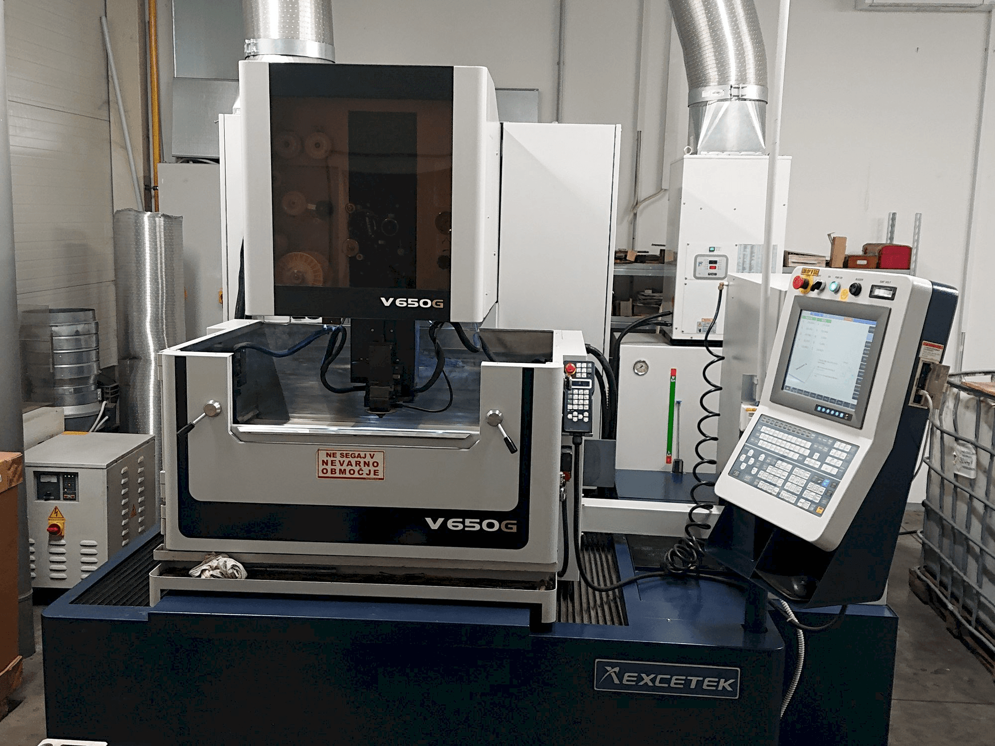 Vista Frontal da EXCETEK V650G máquina