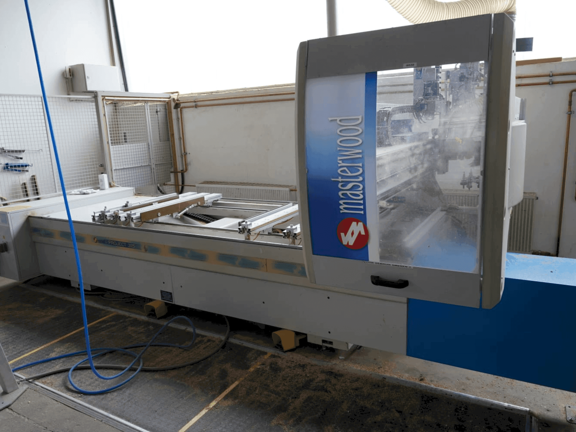 Vista Frontal da MASTERWOOD Project 315 máquina