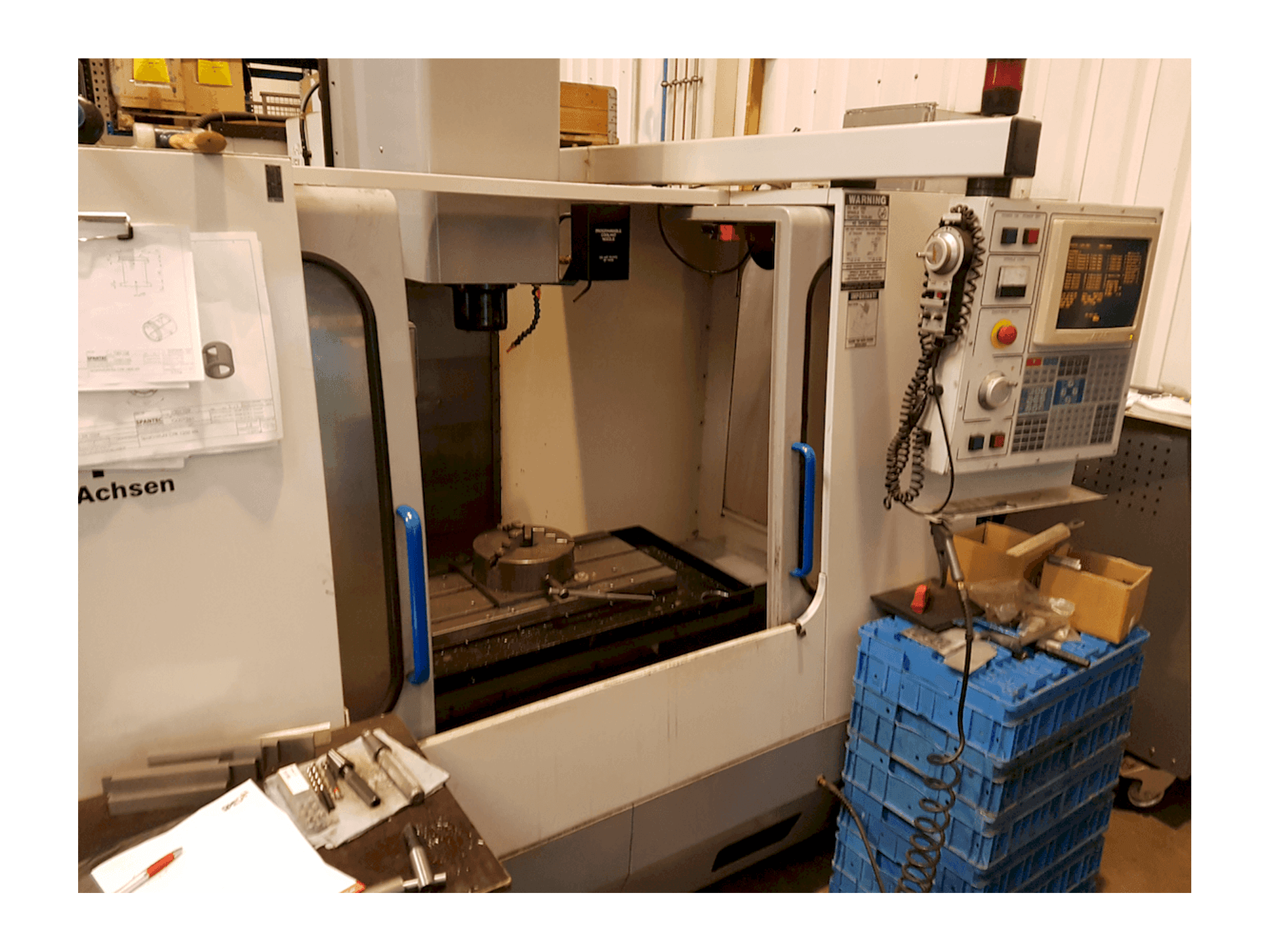 Vista Frontal da HAAS VF1 máquina