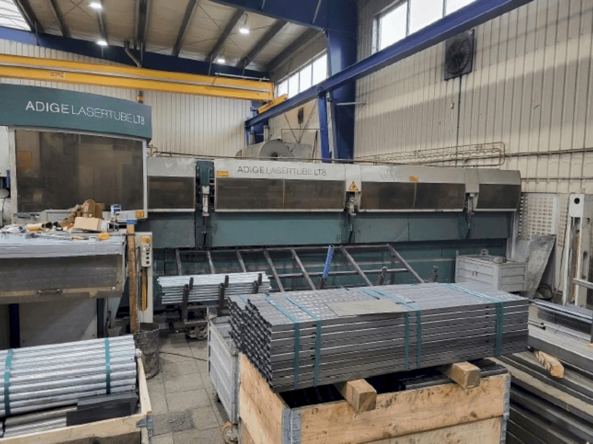 Vista Frontal da BLM Adige LT 8 máquina