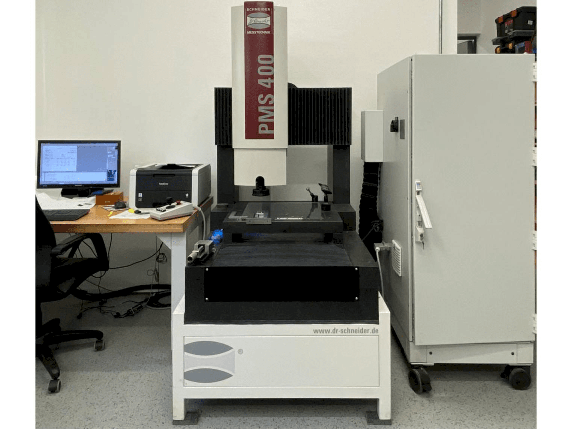 Vista Frontal da HEINRICH SCHNEIDER PMS 400 máquina