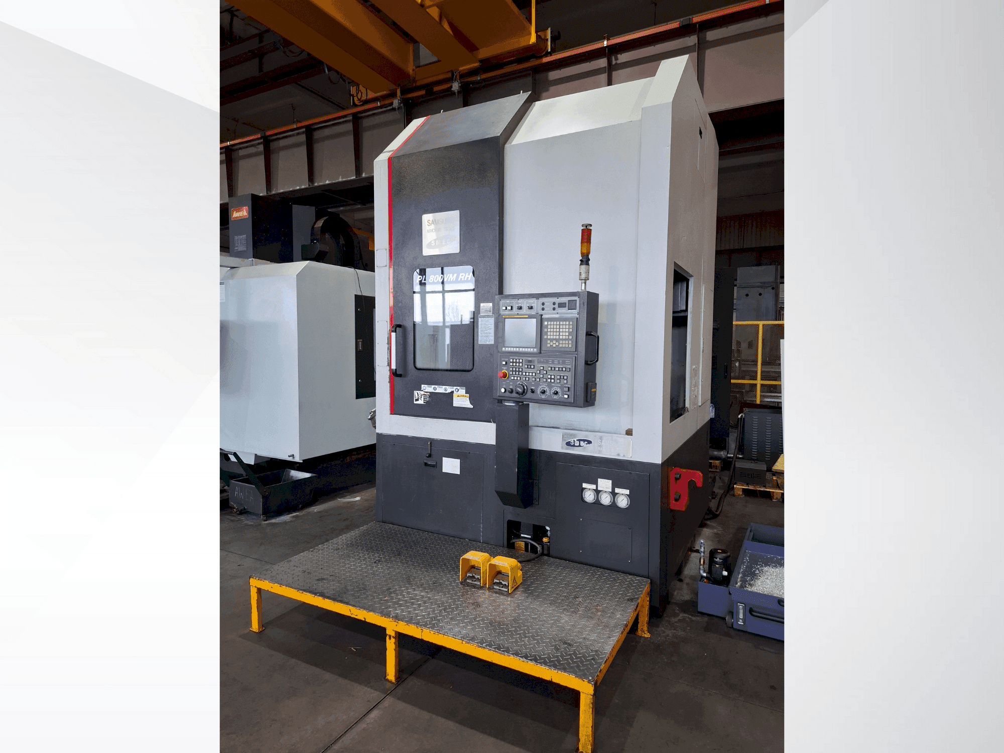 Vista Frontal da SMEC PL 800VM RH máquina