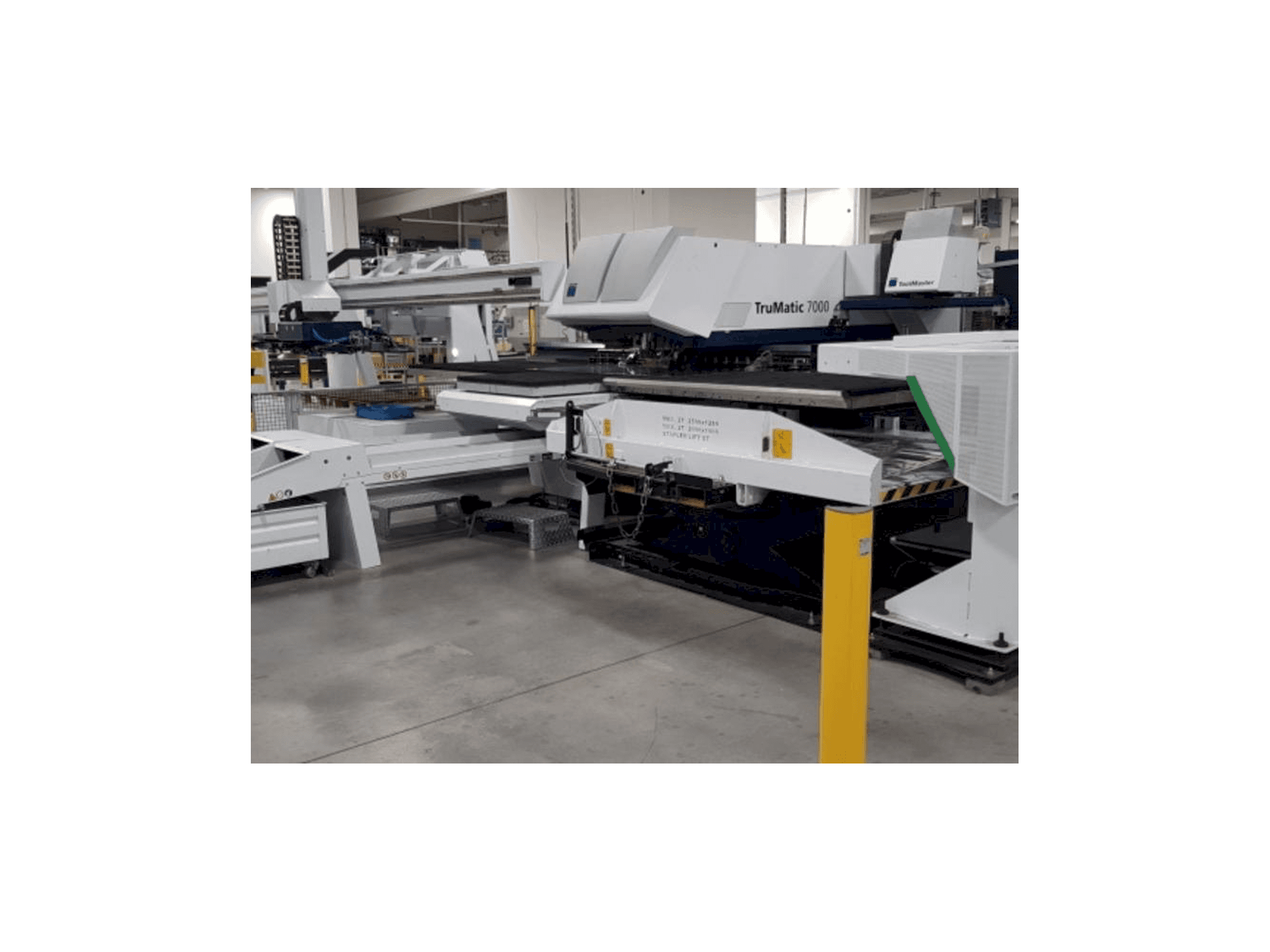 Vista Frontal da Trumpf Trumatic 7000 máquina