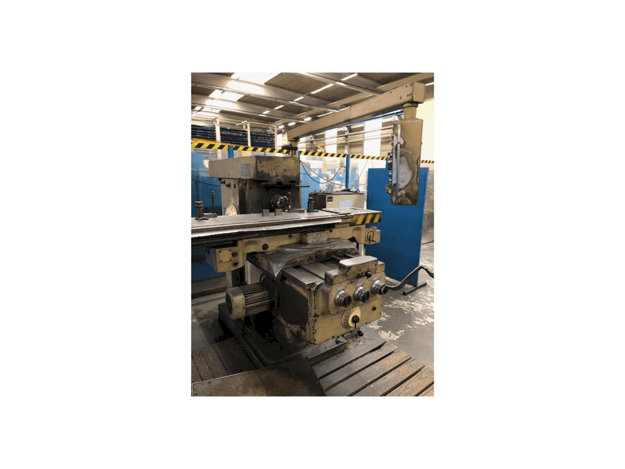 Vista Frontal da FU W 400 VI / 2 máquina