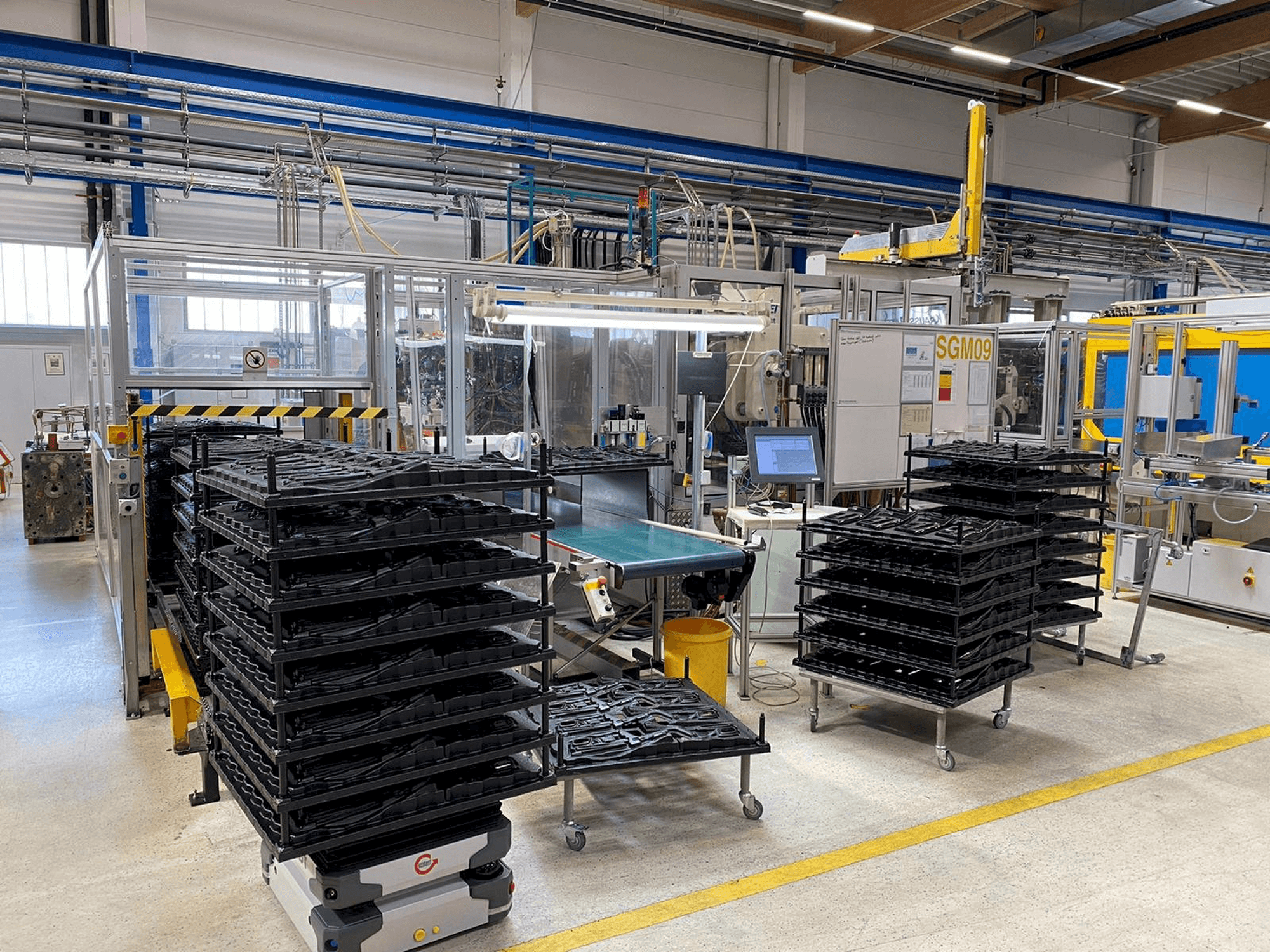 Vista Frontal da Krauss Maffei 650-1900-520 CZ Multinject máquina