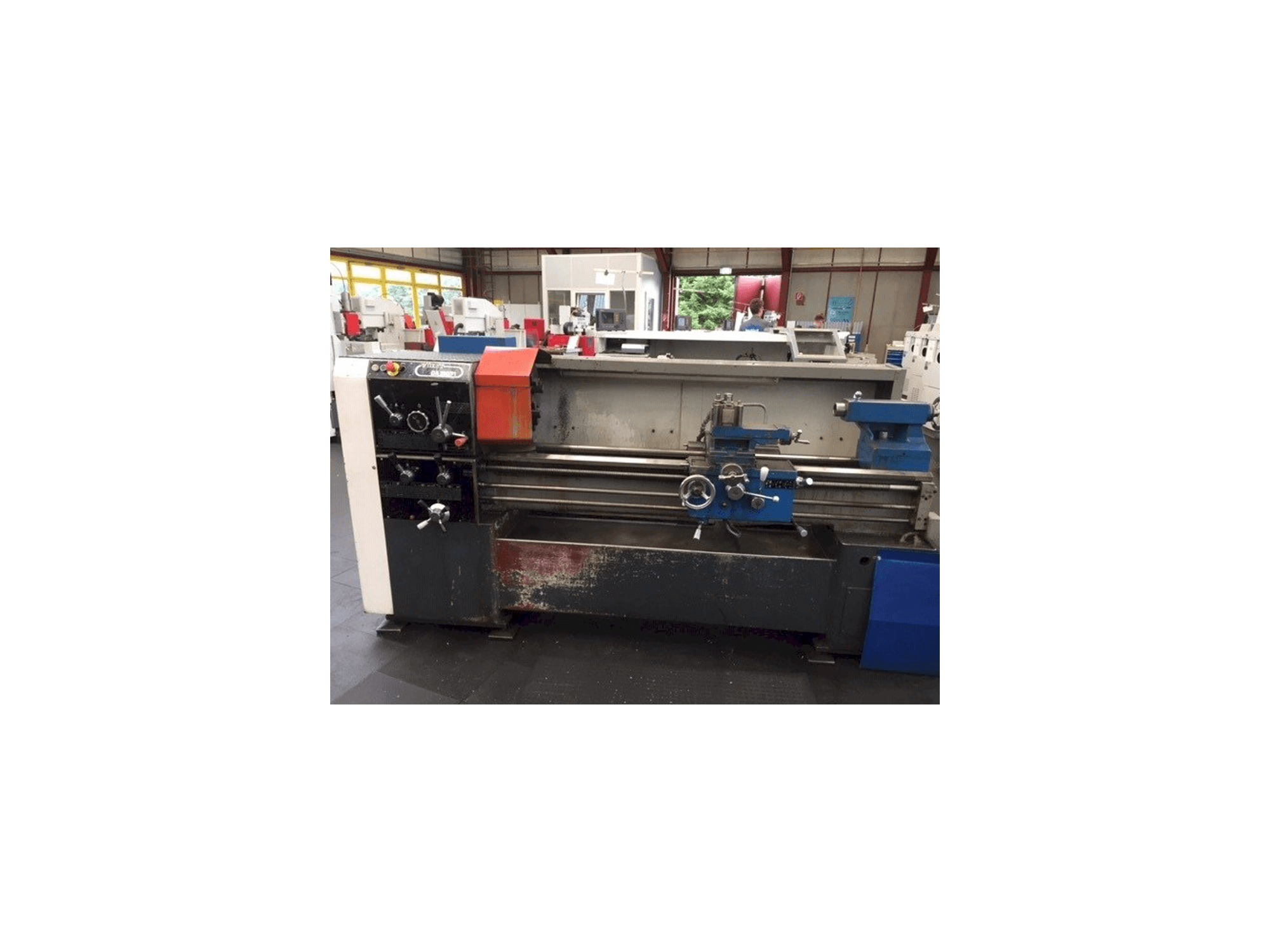 Vista Frontal da Voest Alpine DA 260/71 máquina