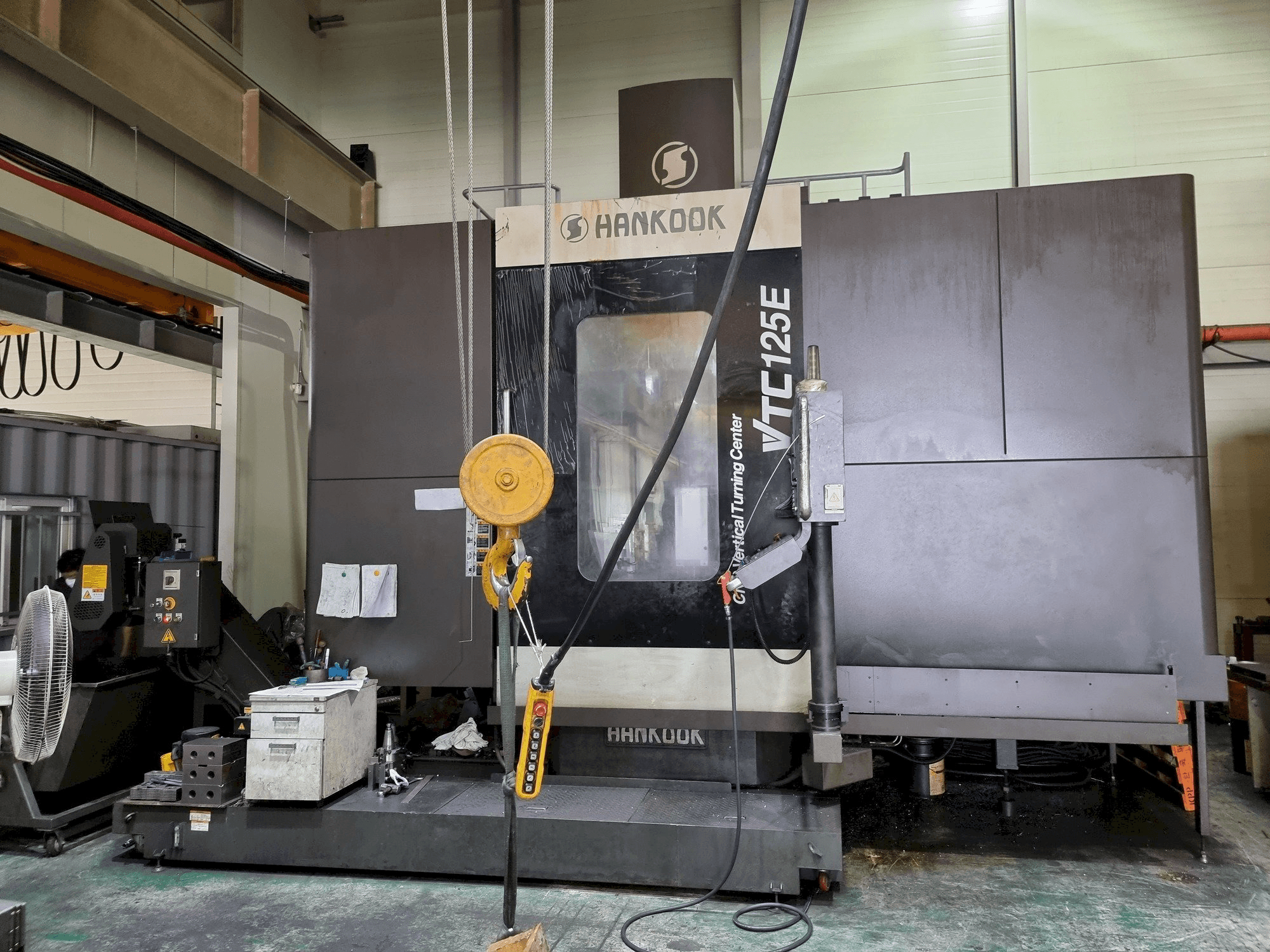 Vista Frontal da HANKOOK VTC125E máquina