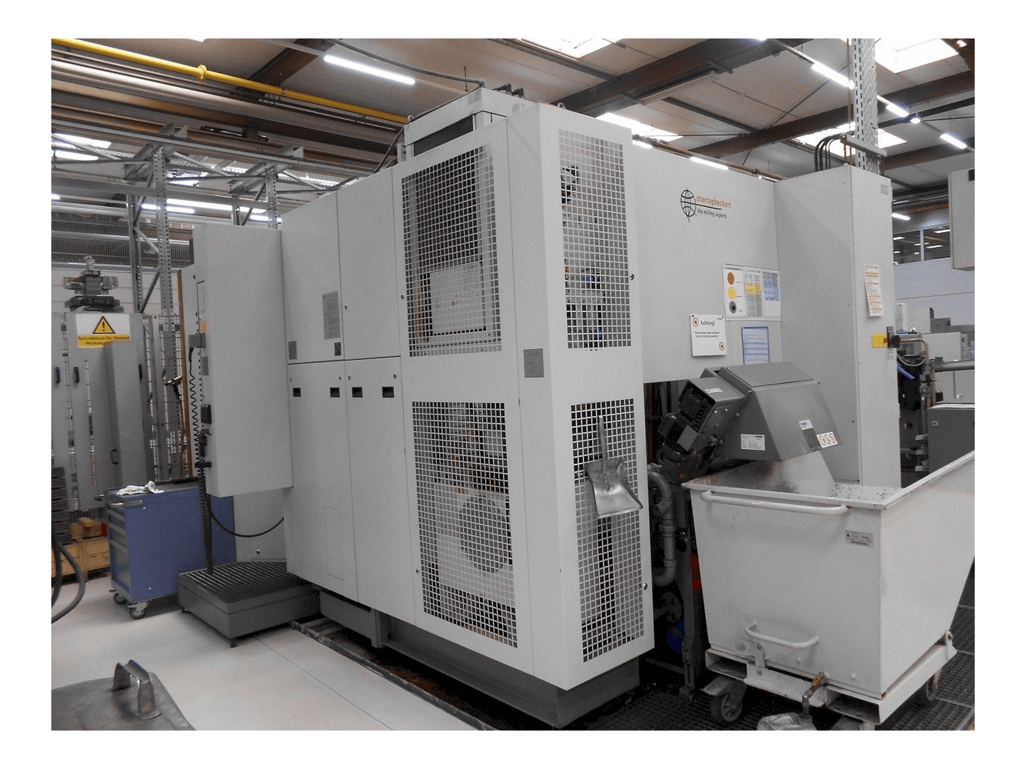 Vista Lateral Esquerda da Heckert HEC 500 D XXL máquina