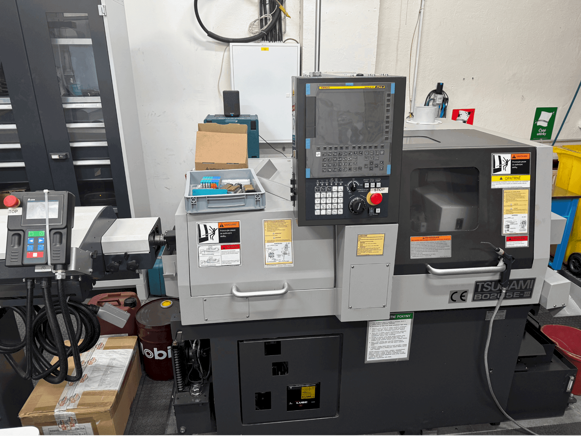 Vista Frontal da TSUGAMI B0205E-III máquina