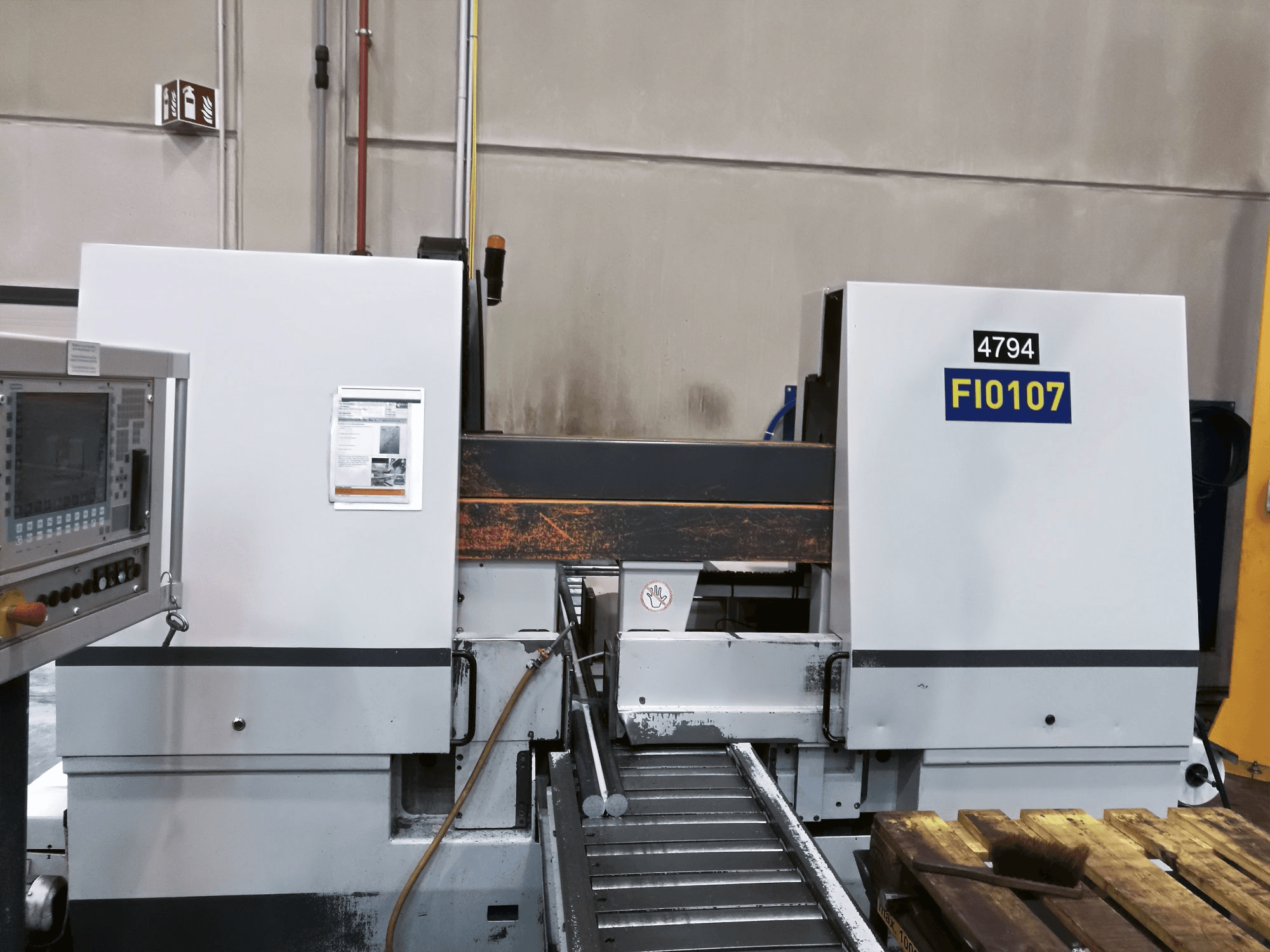 Vista Frontal da KASTO KASTOtec A 3 máquina