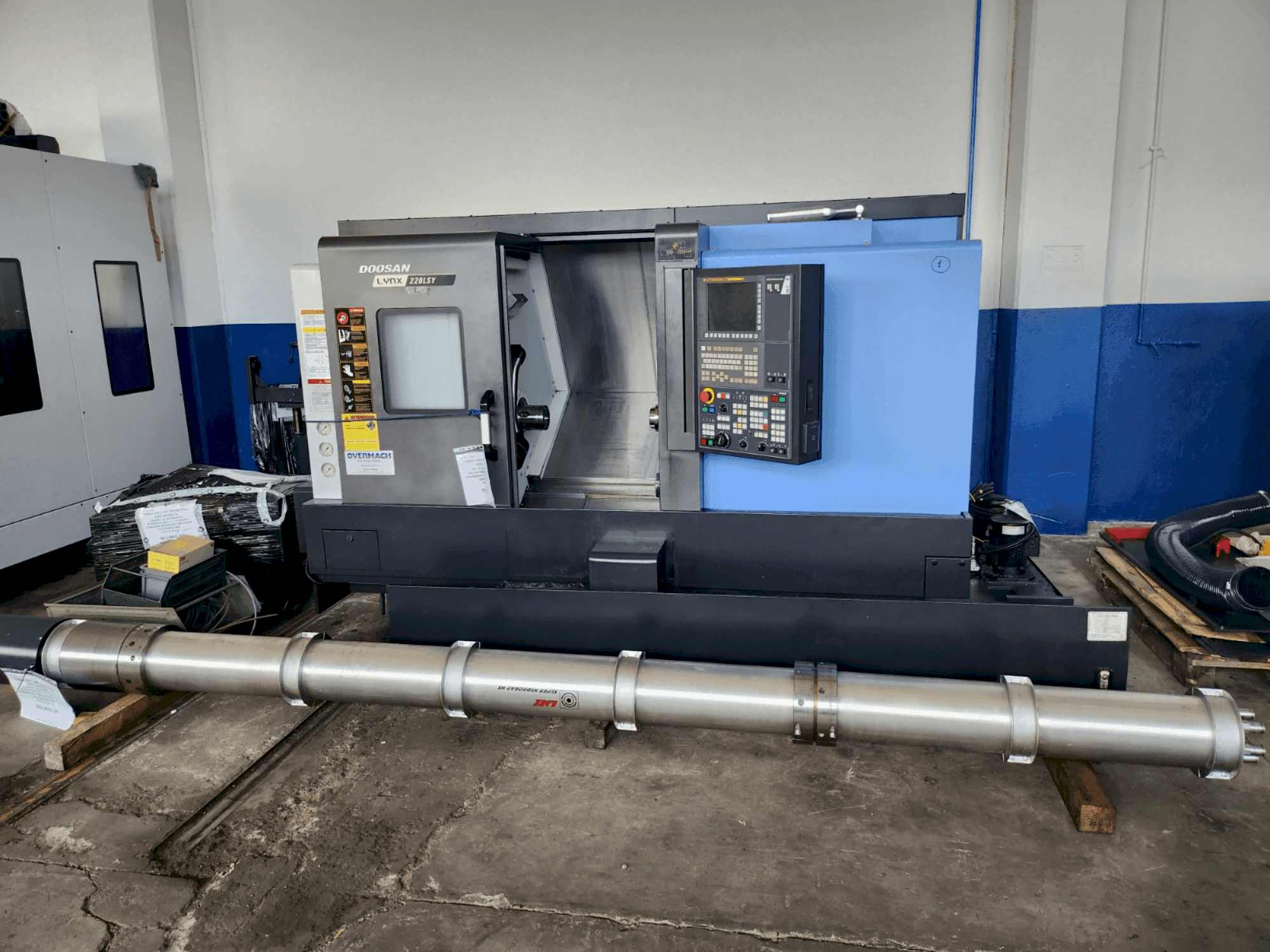 Vista Frontal da DOOSAN LYNX 220 LSYA máquina