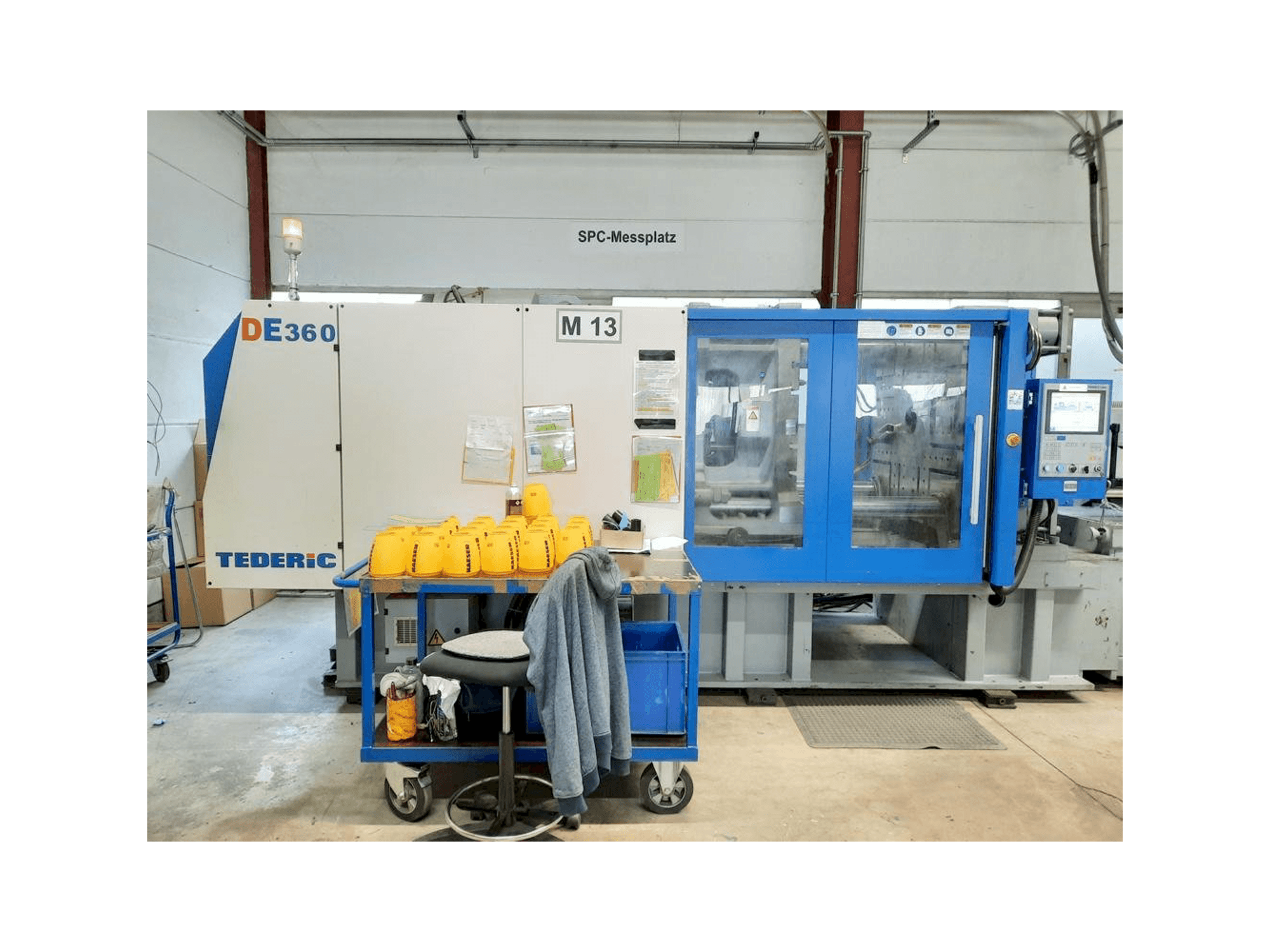 Vista Frontal da TEDERIC DE360 máquina