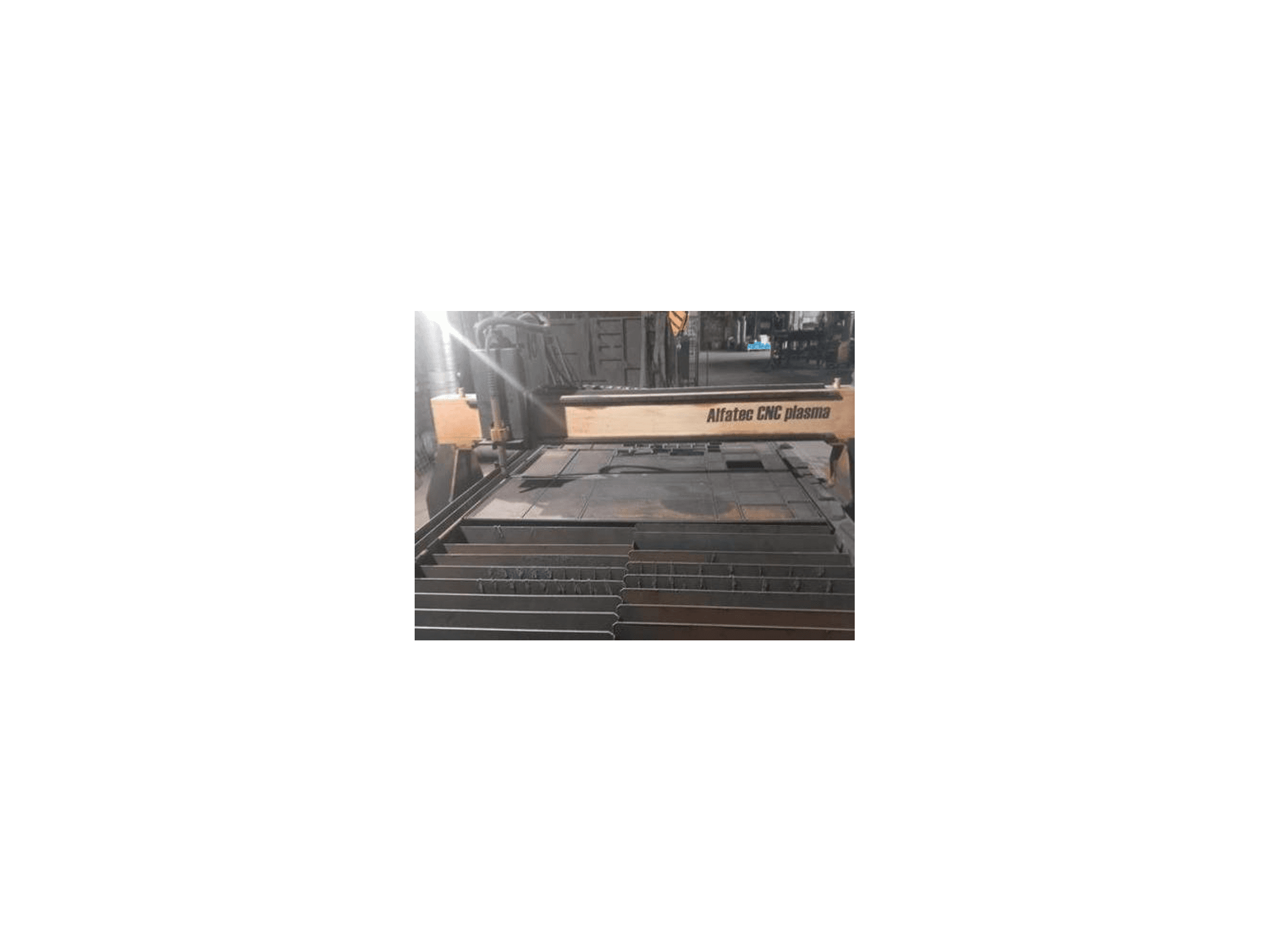 Vista Frontal da ALFATEC CNC 1,5x3M PROFI máquina