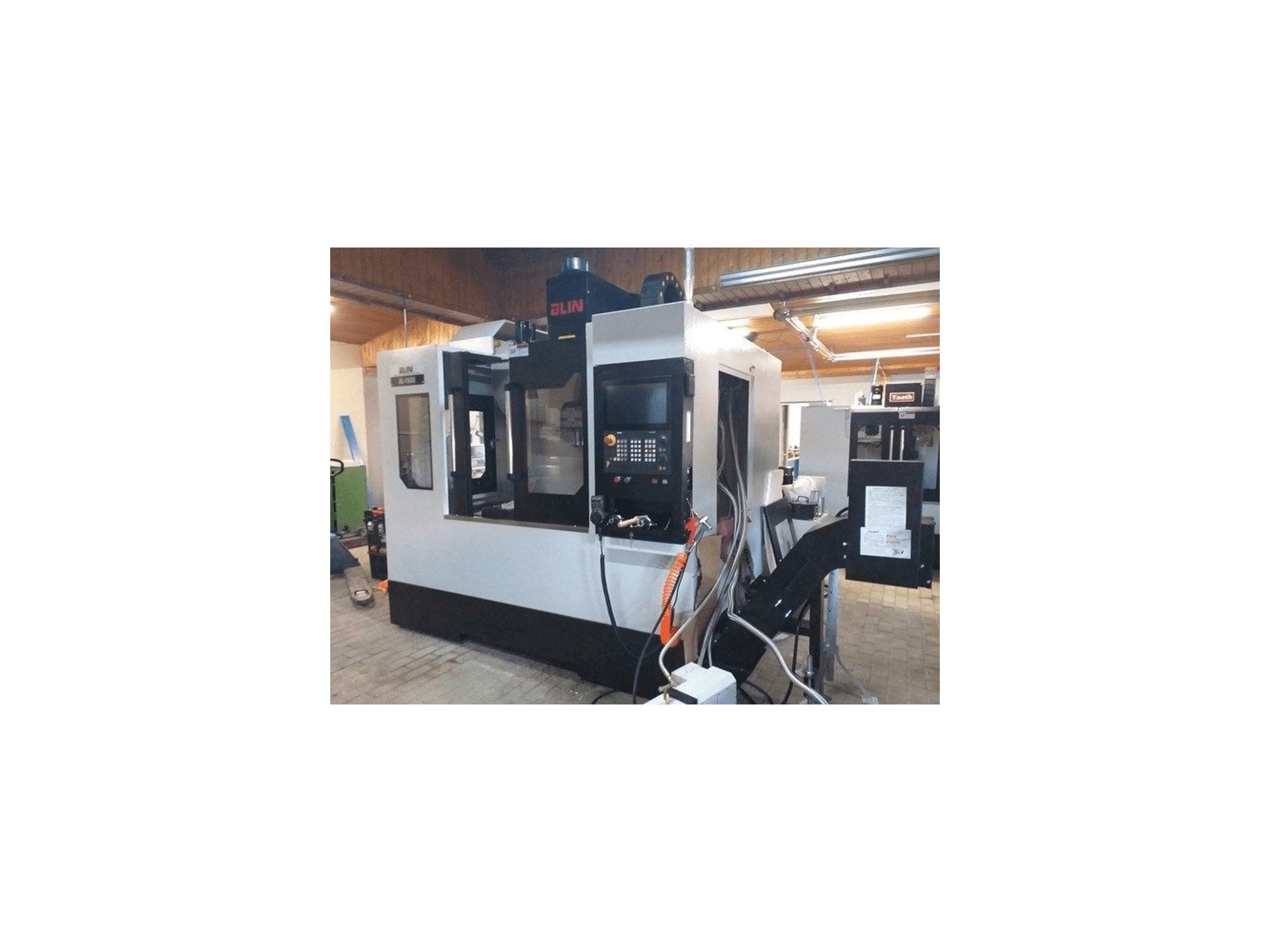 Vista Frontal da TAATH BL-Y855 máquina