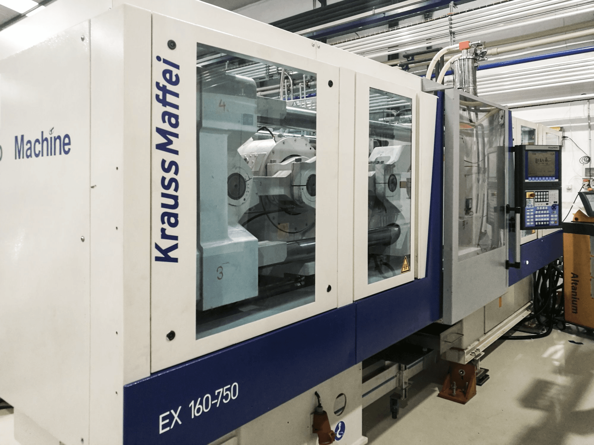 Vista Esquerda da Krauss Maffei 160-750 EX máquina