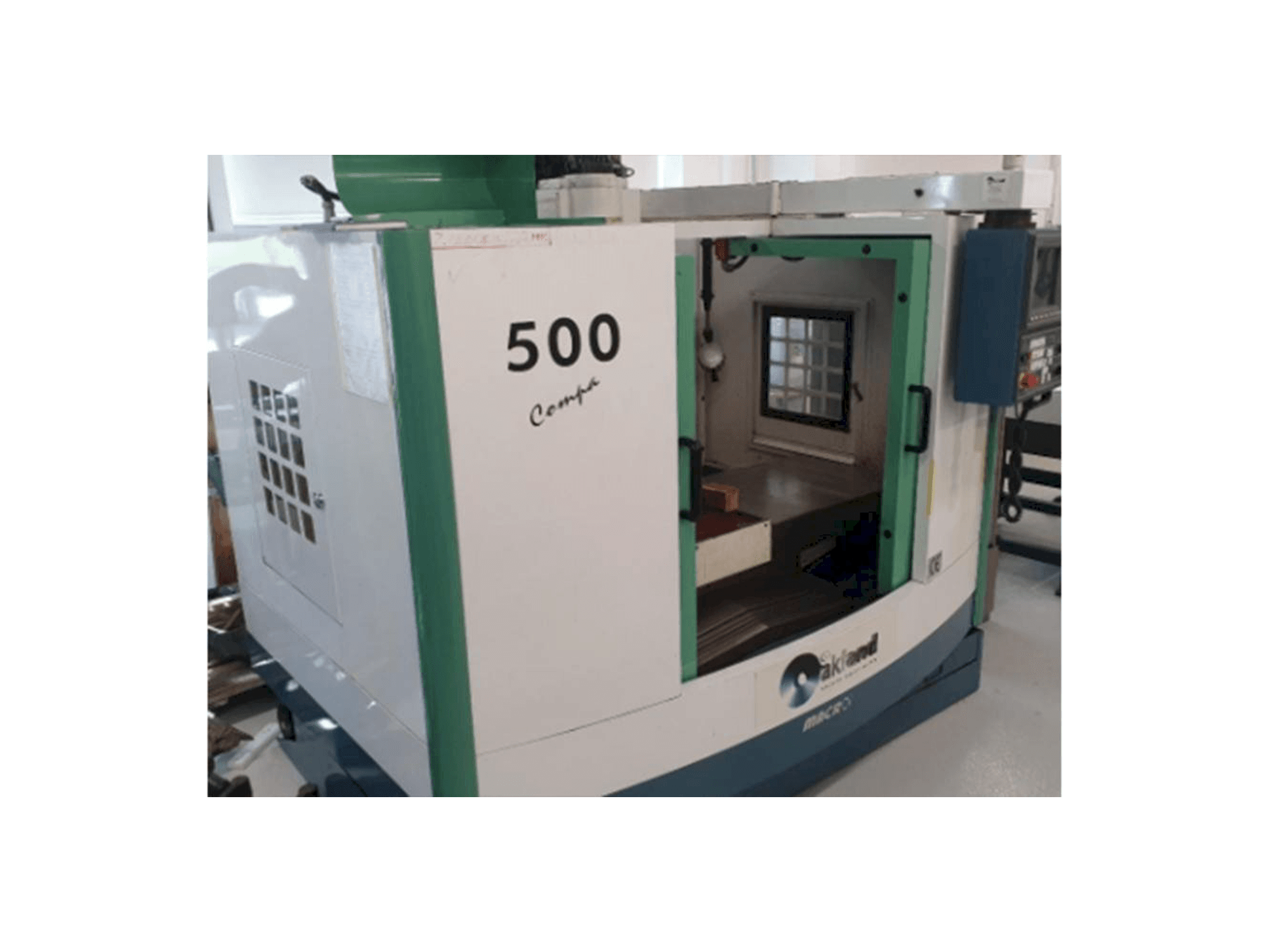 Vista Frontal da Macro Micro Tech Compac 500 máquina