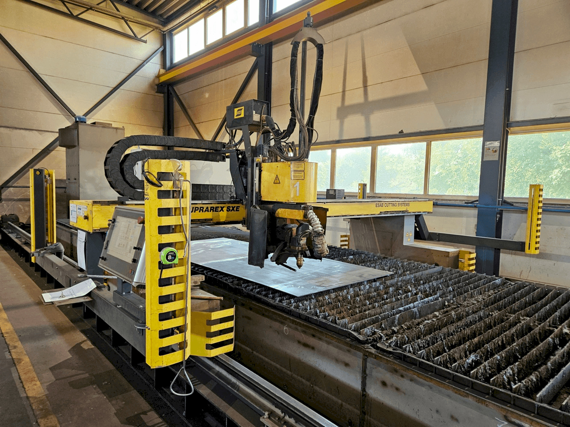 Vista Frontal da ESAB Suprarex SXE HD 4000 230 V máquina