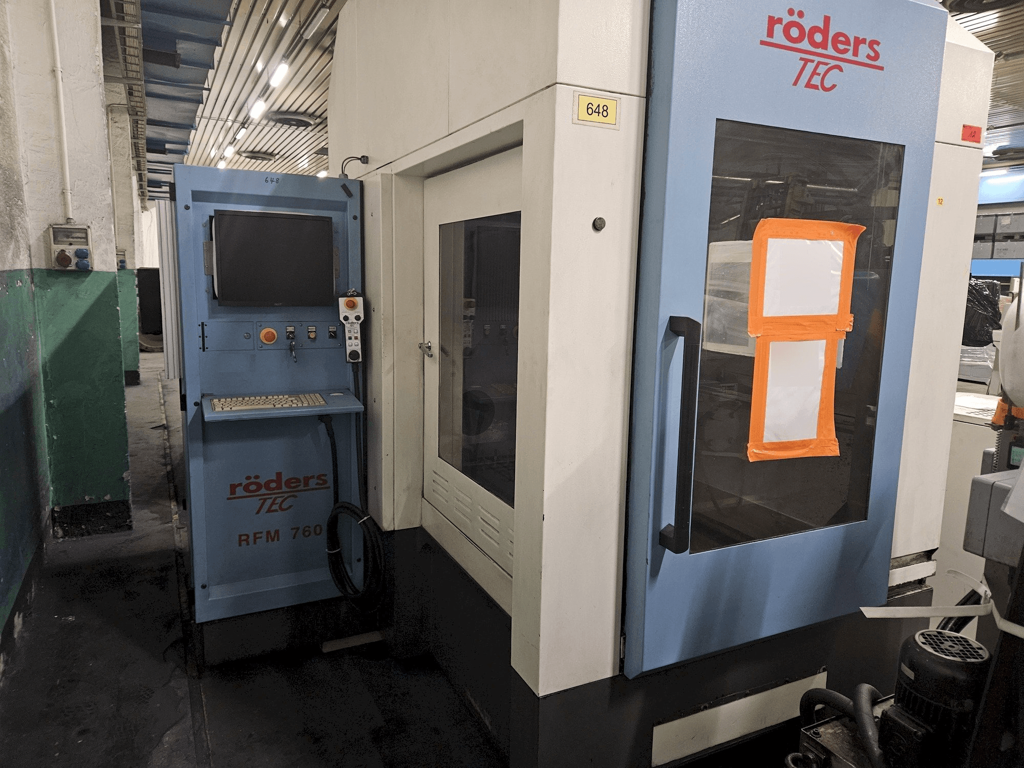 Vista Frontal da RÖDERS RFM 760/2 máquina