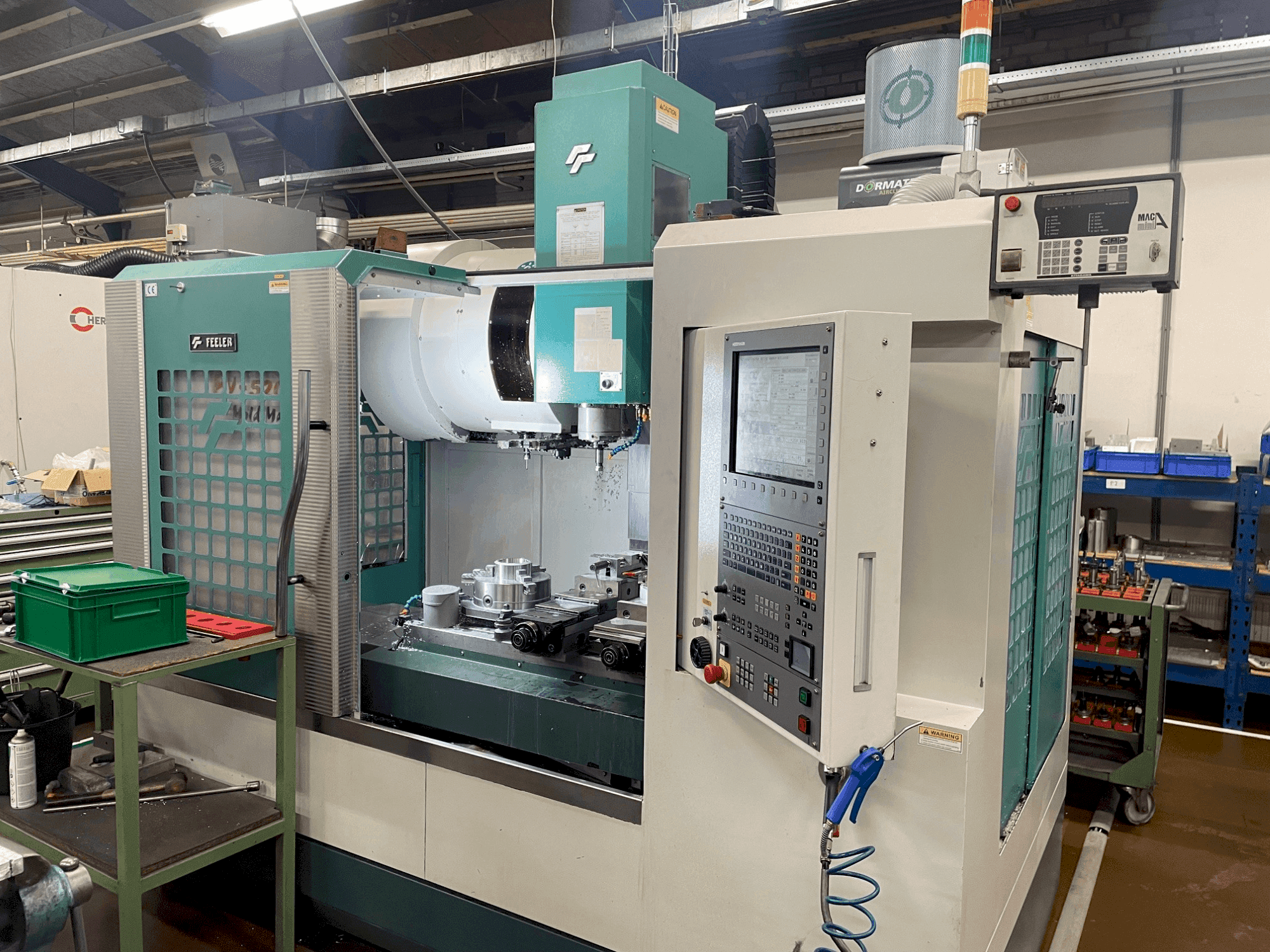 Vista Frontal da Feeler EV-520 plus A máquina