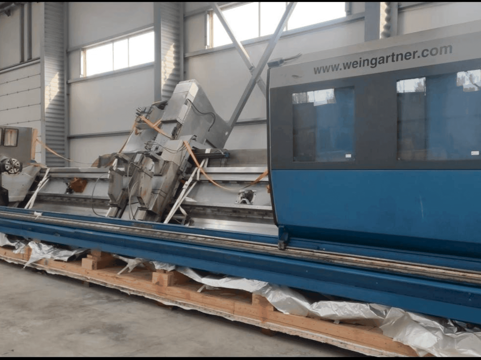 Vista Frontal da Weingartner Vario 700-000 máquina