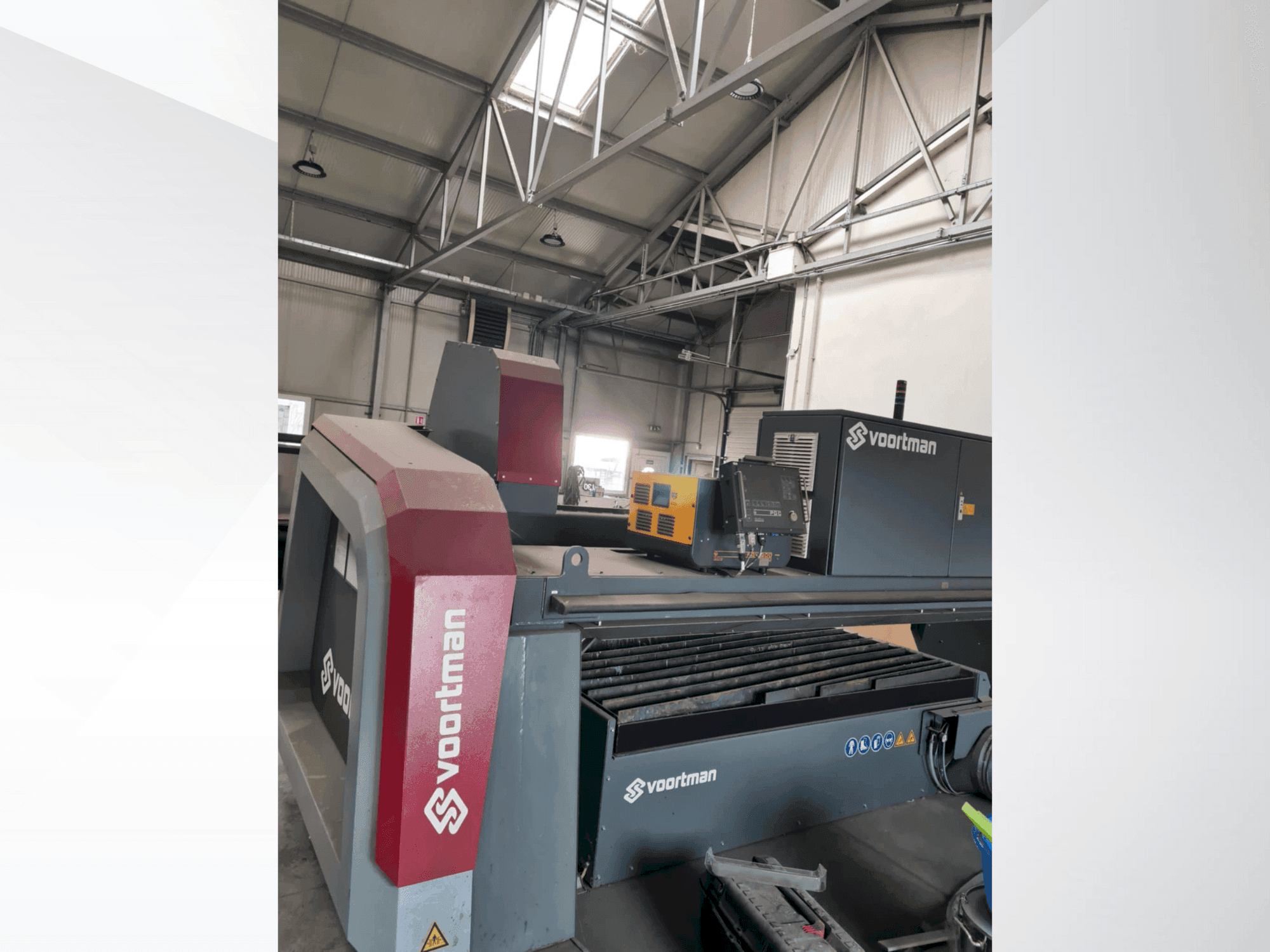 Vista Frontal da VOORTMAN V304 máquina