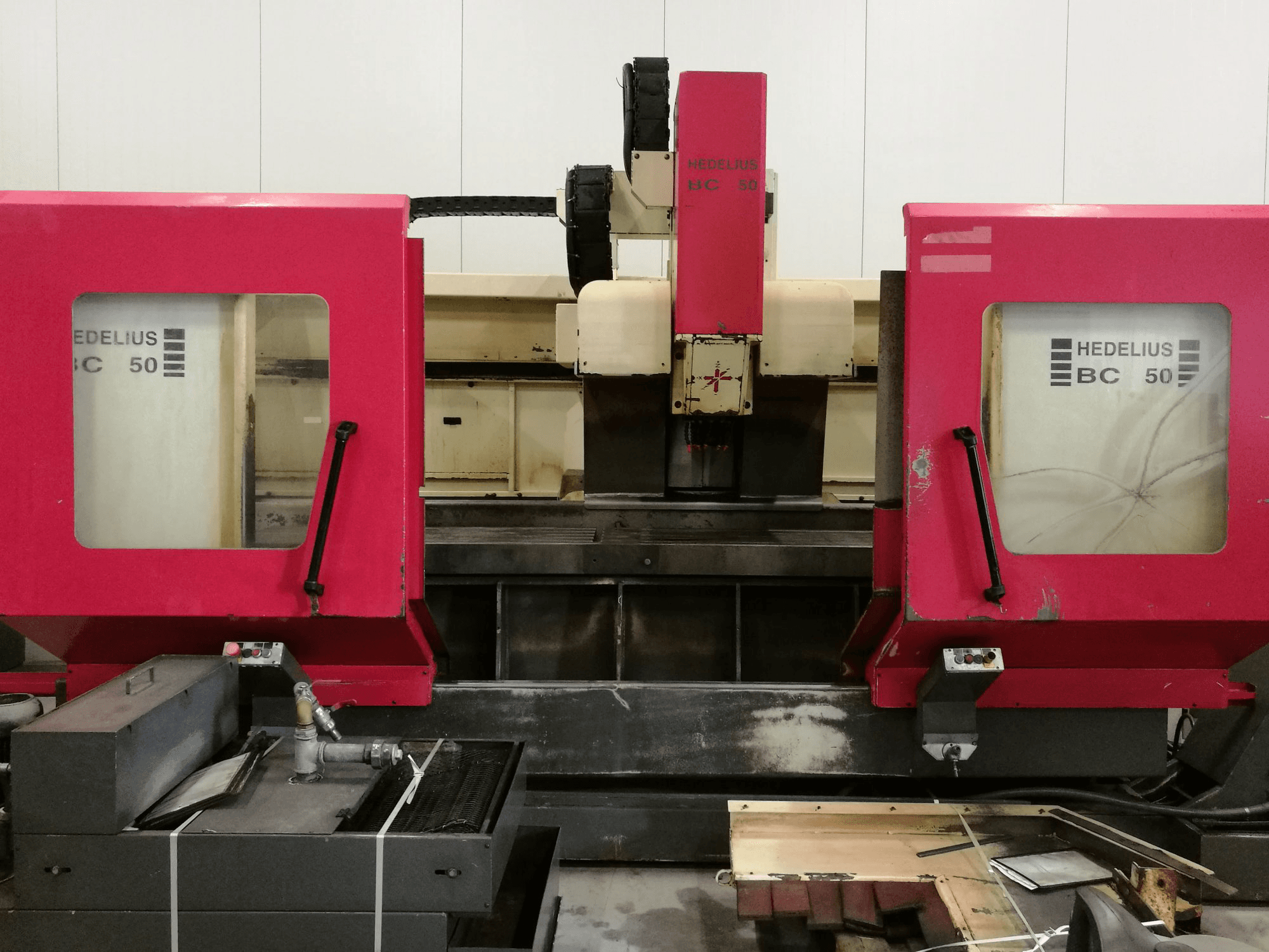 Vista Frontal da HEDELIUS BC 50 máquina