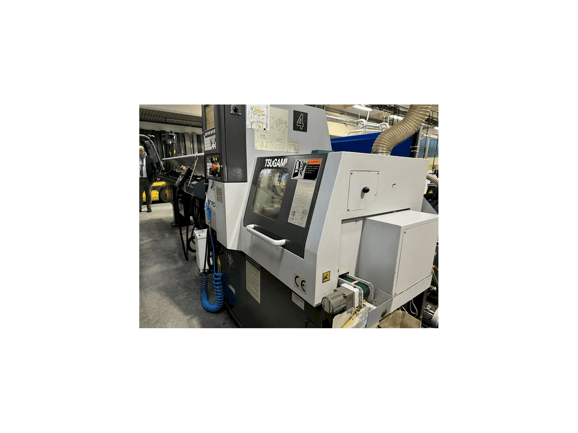 Vista Frontal da TSUGAMI B0205E-II máquina
