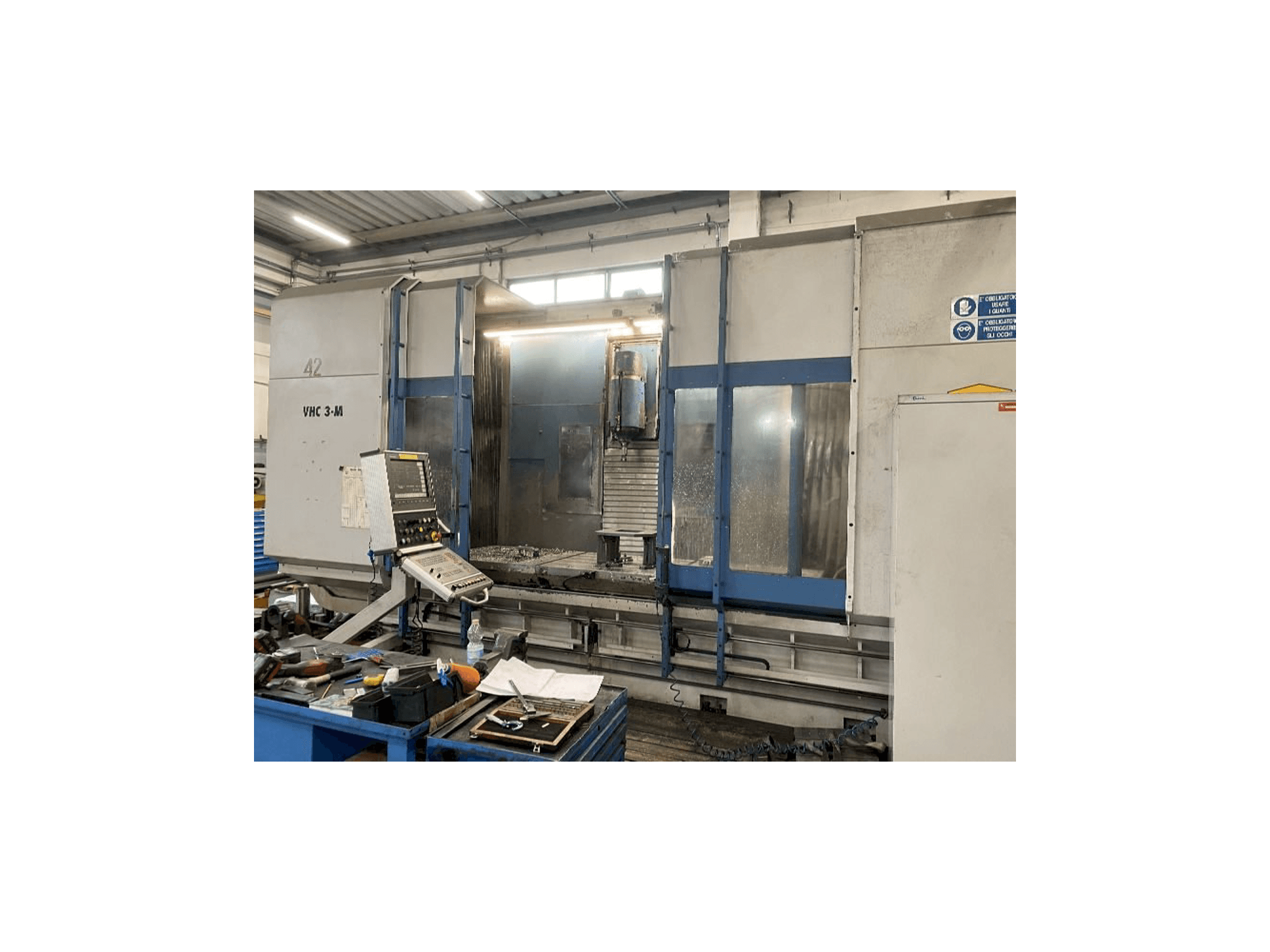 Vista Frontal da AXA VHC 3M/2E máquina