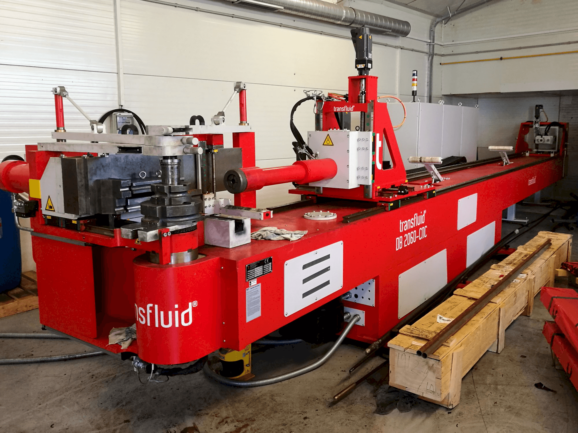 Vista Direita da Transfluid DB 2060 máquina