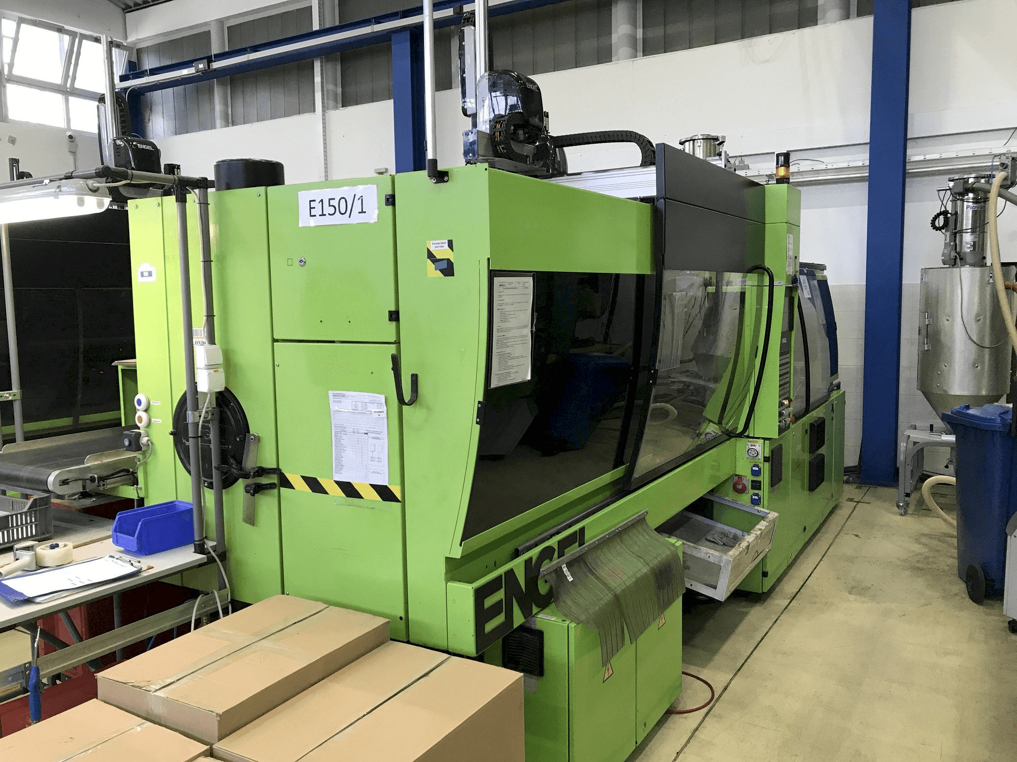 Vista Frontal da ENGEL VC 750/150 Plus máquina