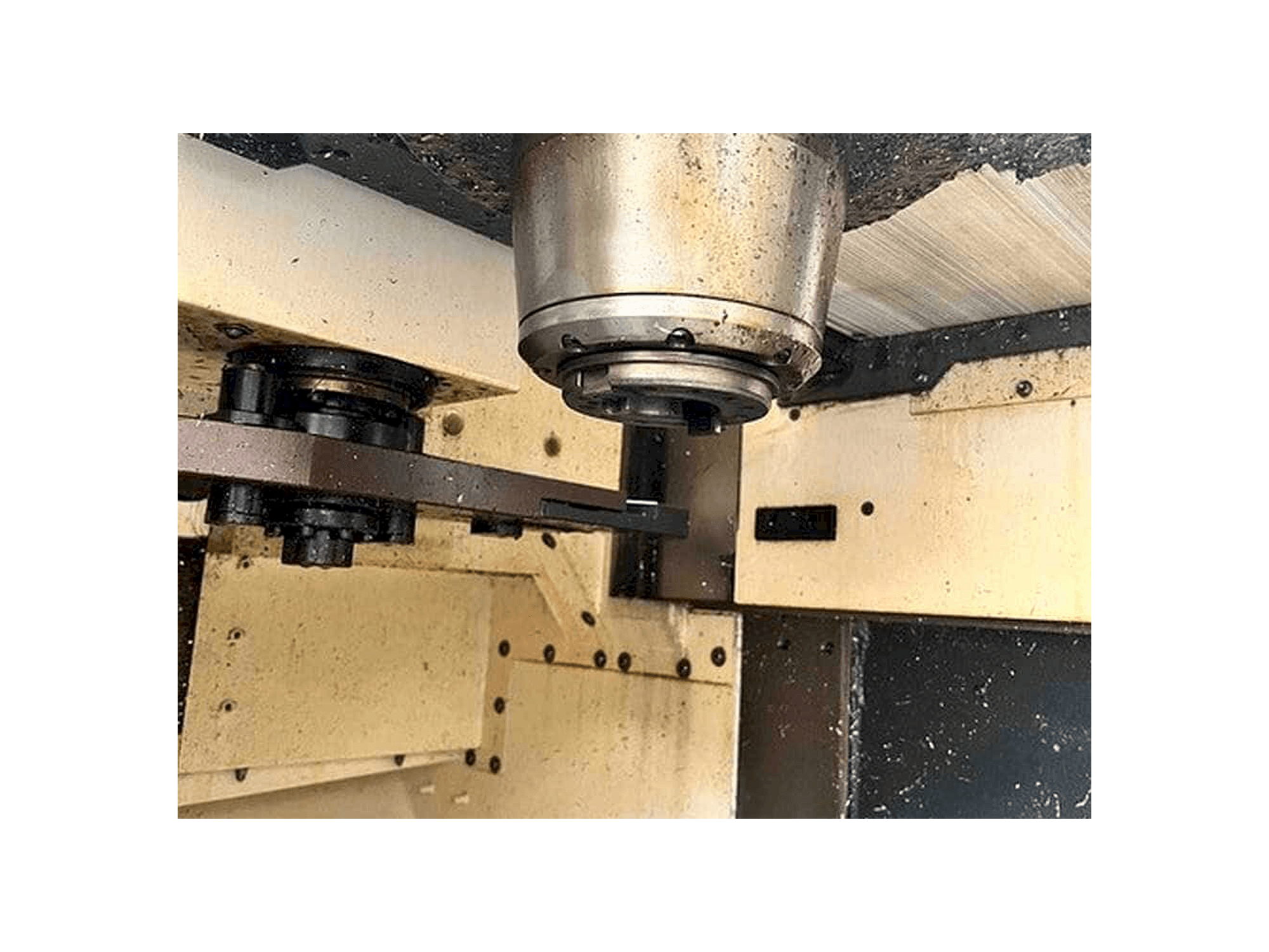 Vista Frontal da DMG MORI CMX 50 U máquina