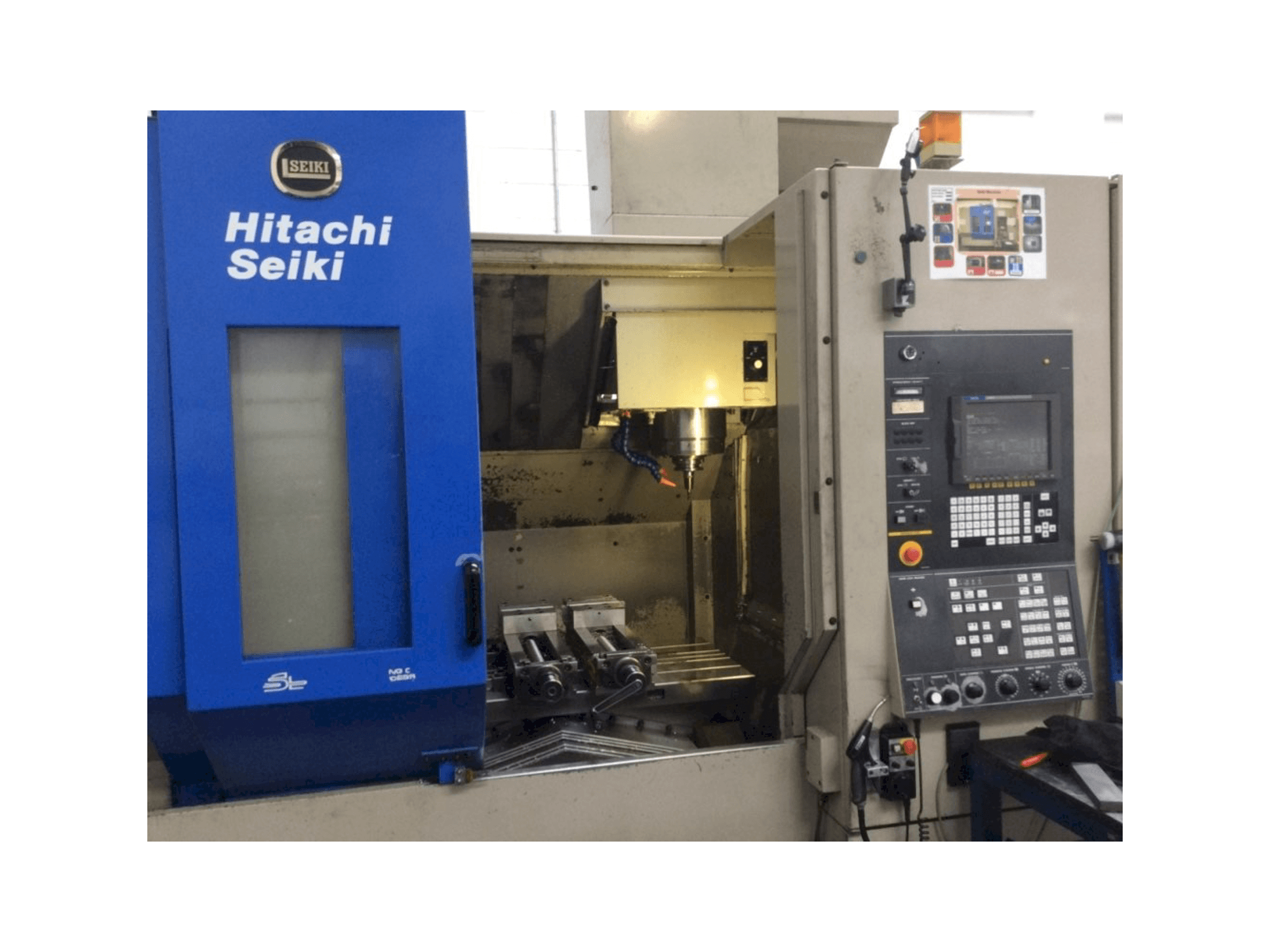Vista Frontal da HITACHI SEIKI VS50 máquina