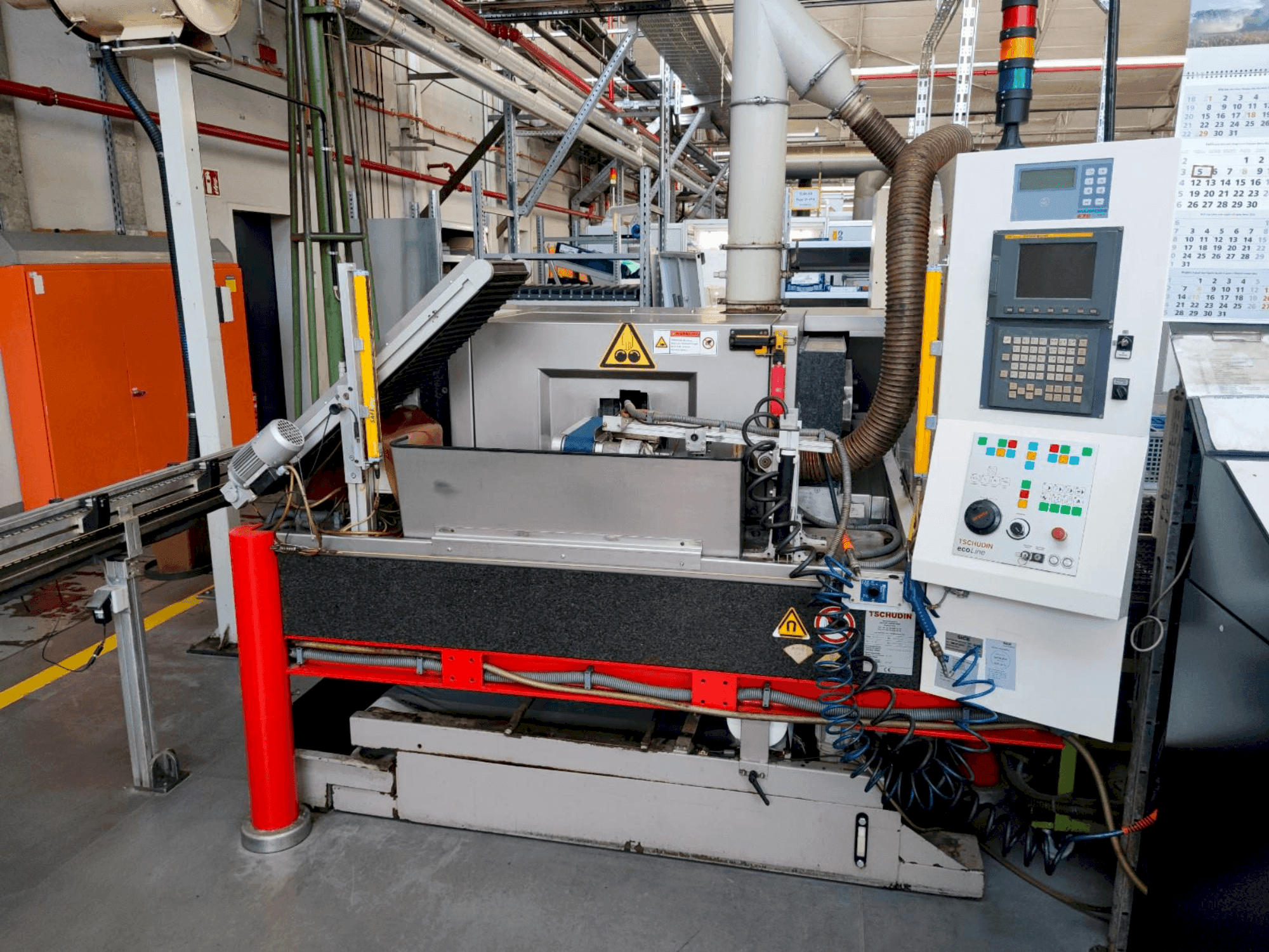 Vista Frontal da TSCHUDIN ecoLINE 400 máquina