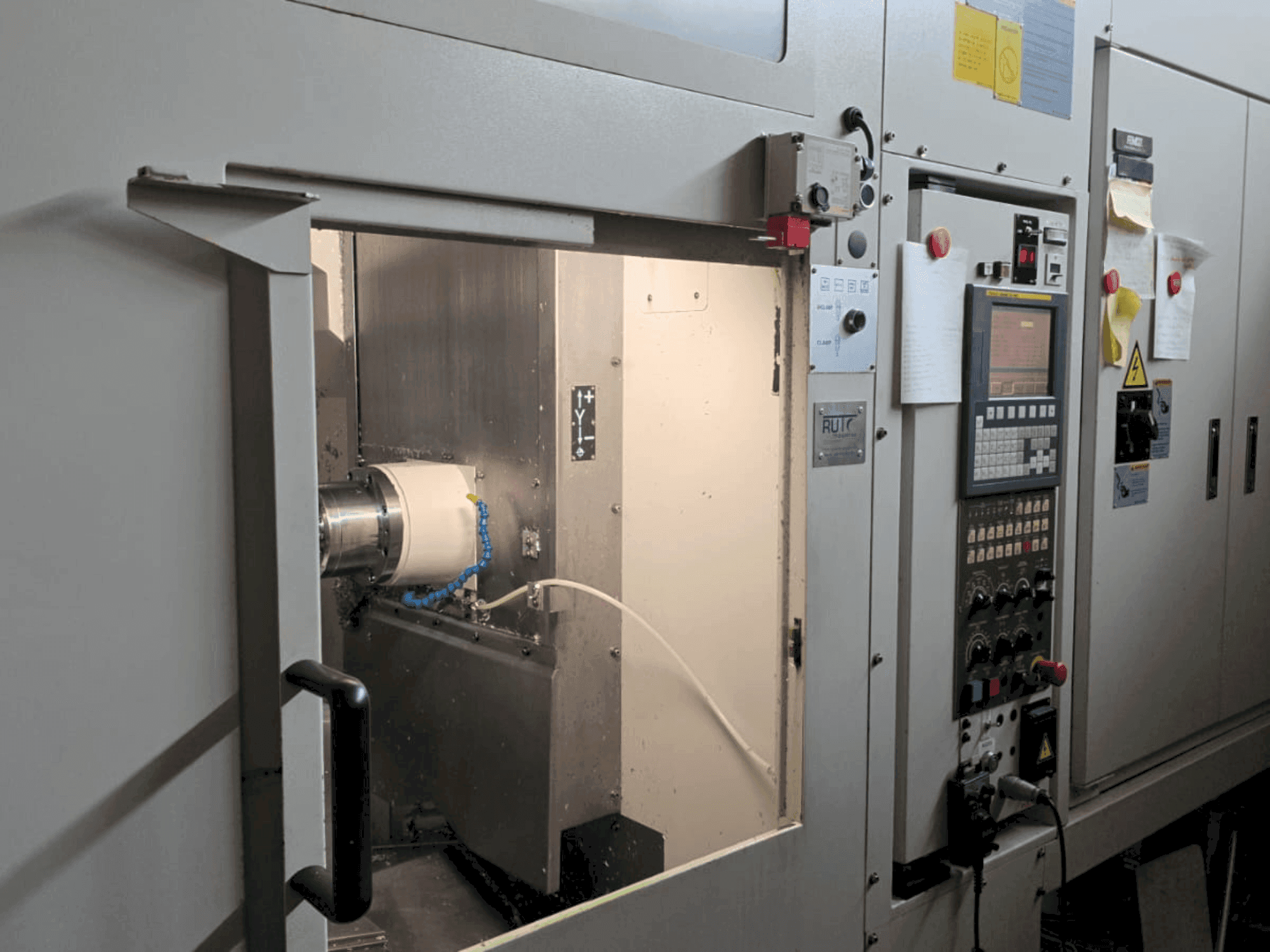 Vista Frontal da Tongtai TMH-400 máquina