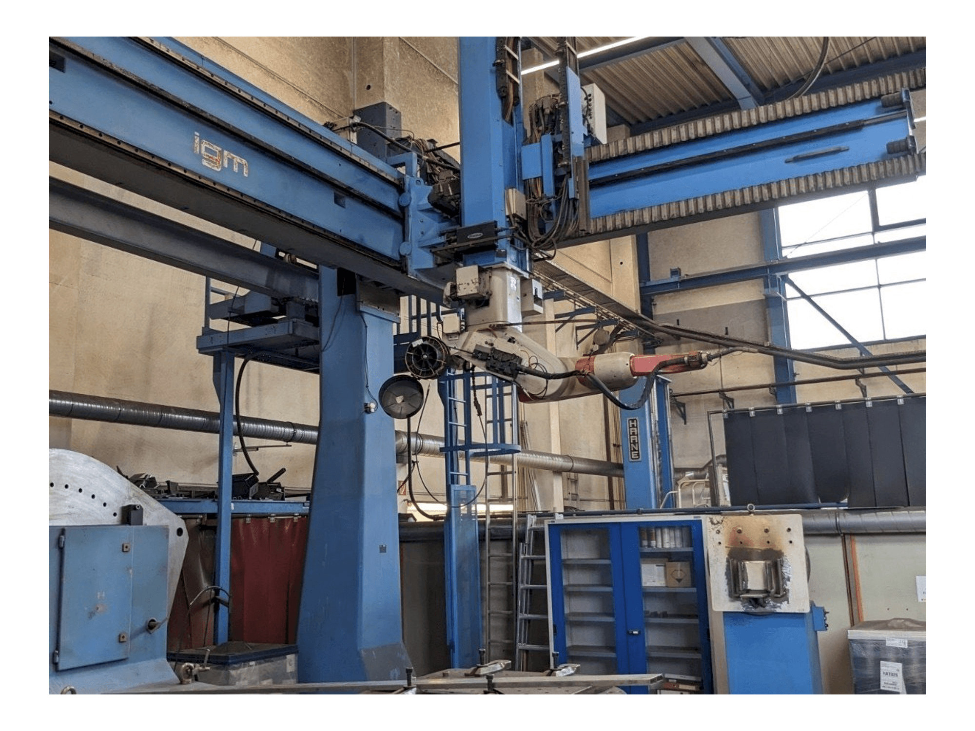 Vista Frontal da IGM RTi 300-S máquina