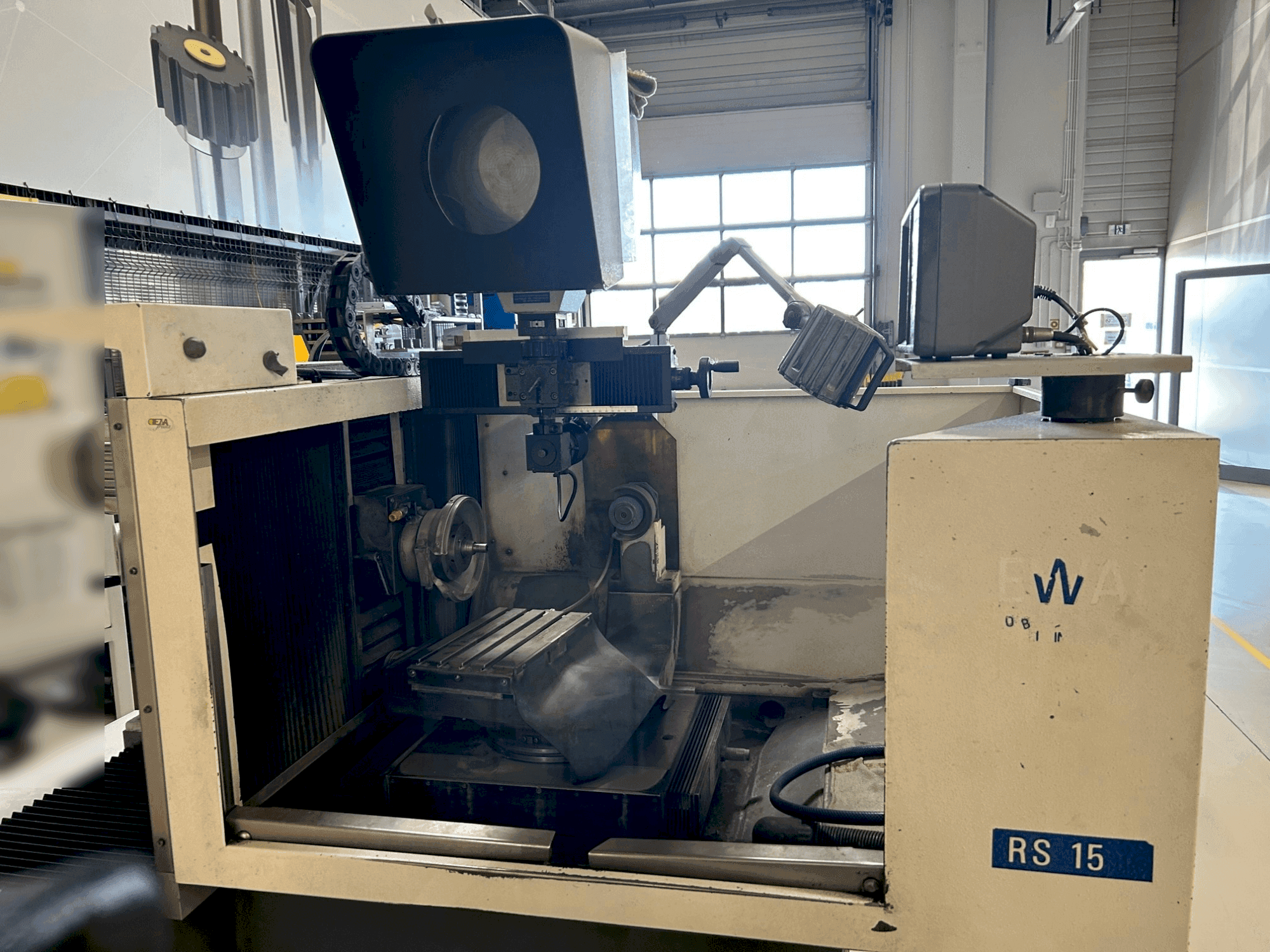 Vista Frontal da EWAG RS 15 máquina