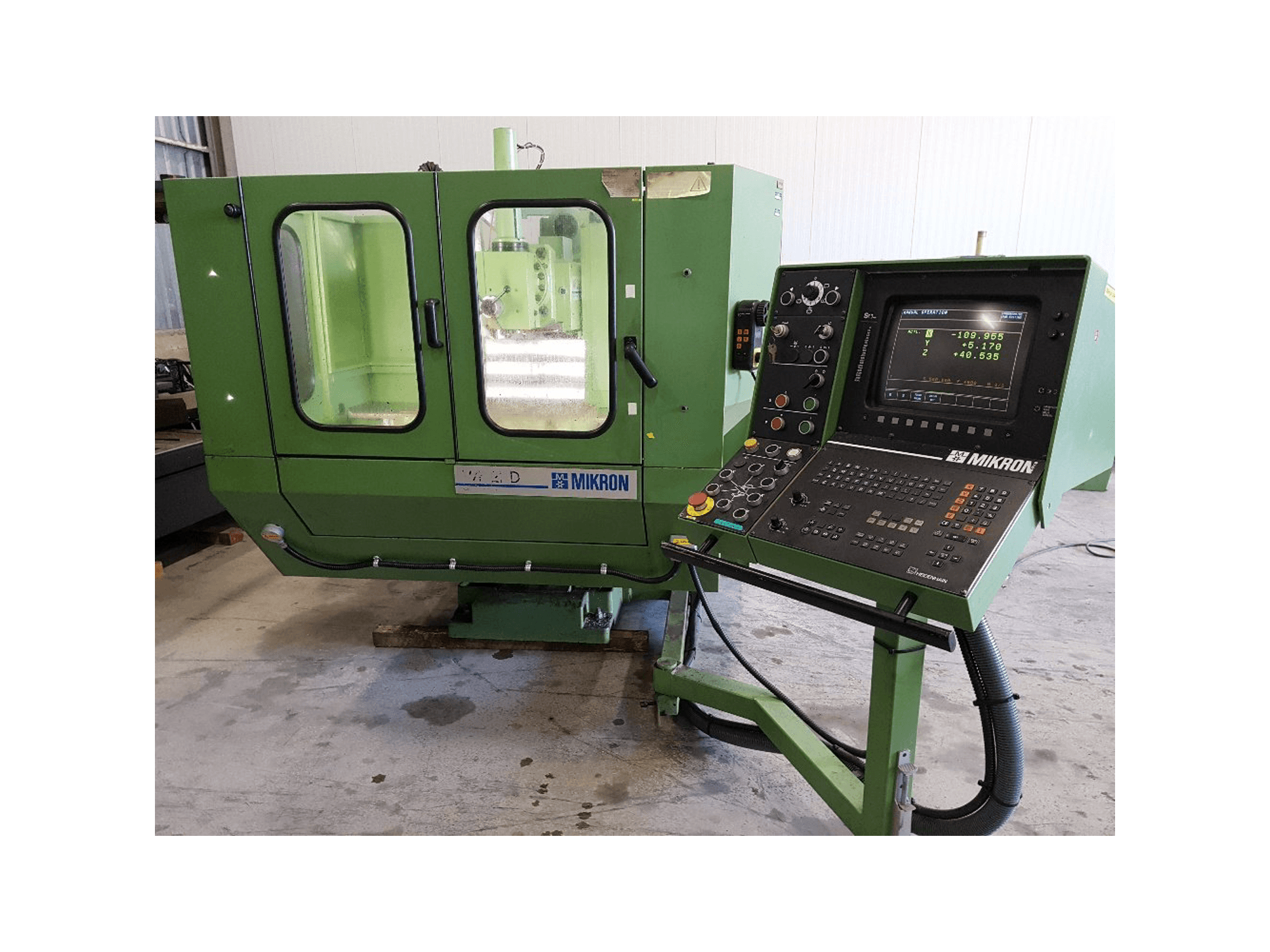 Vista Frontal da Mikron WF 21-D máquina