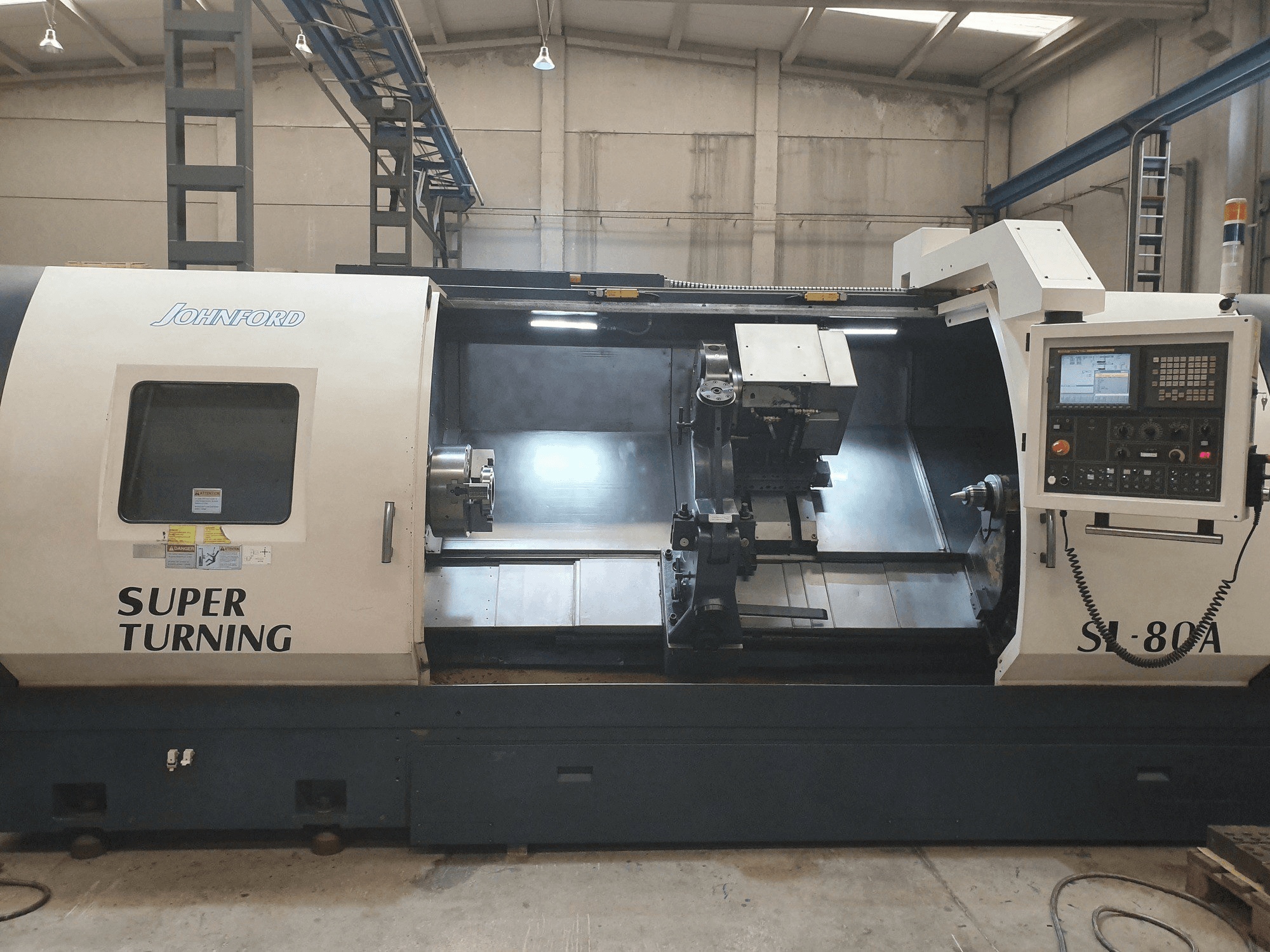 Vista Frontal da Johnford SL-80A máquina