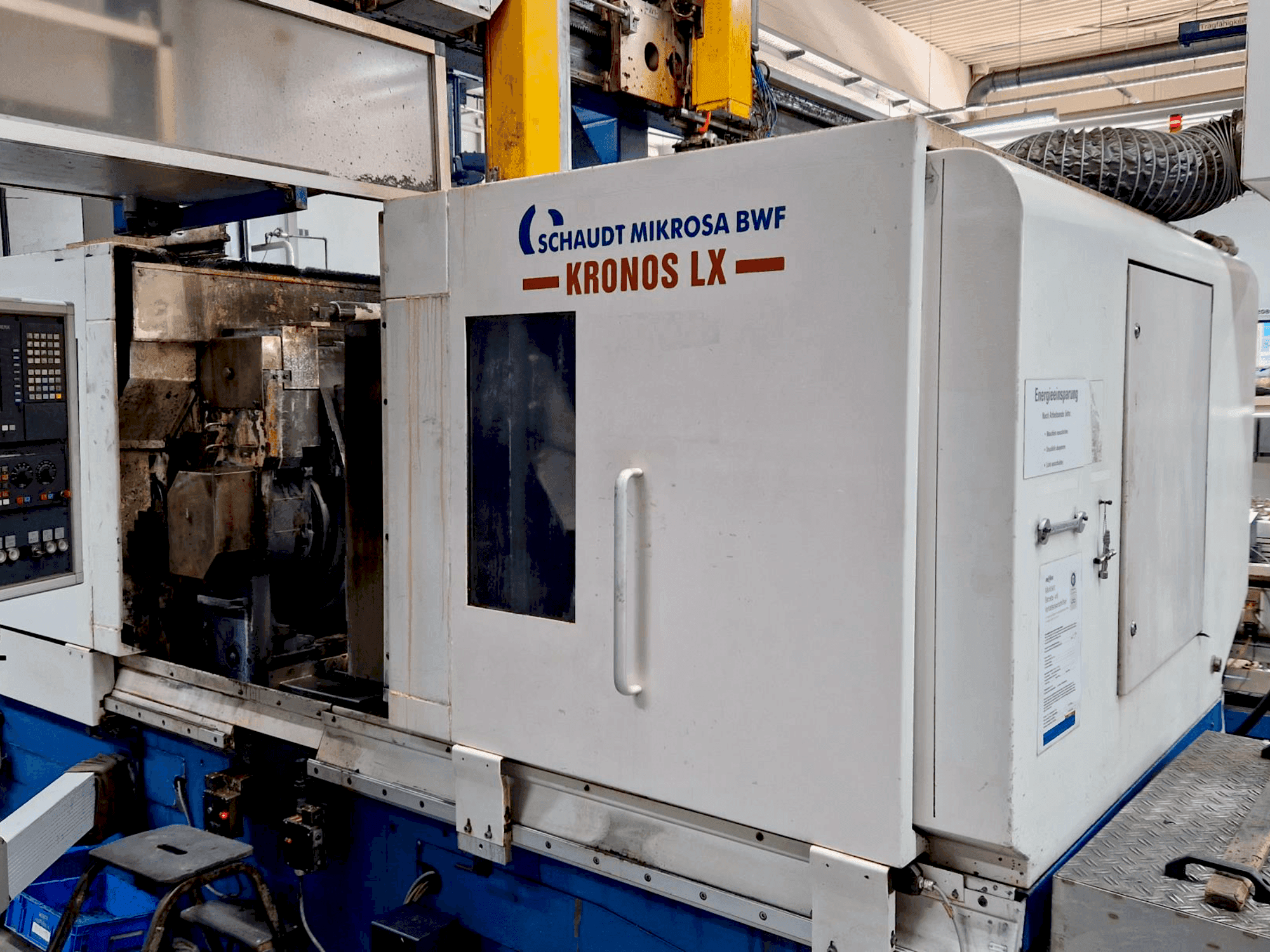 Vista Frontal da Schaudt Mikrosa BWF Kronos LX máquina