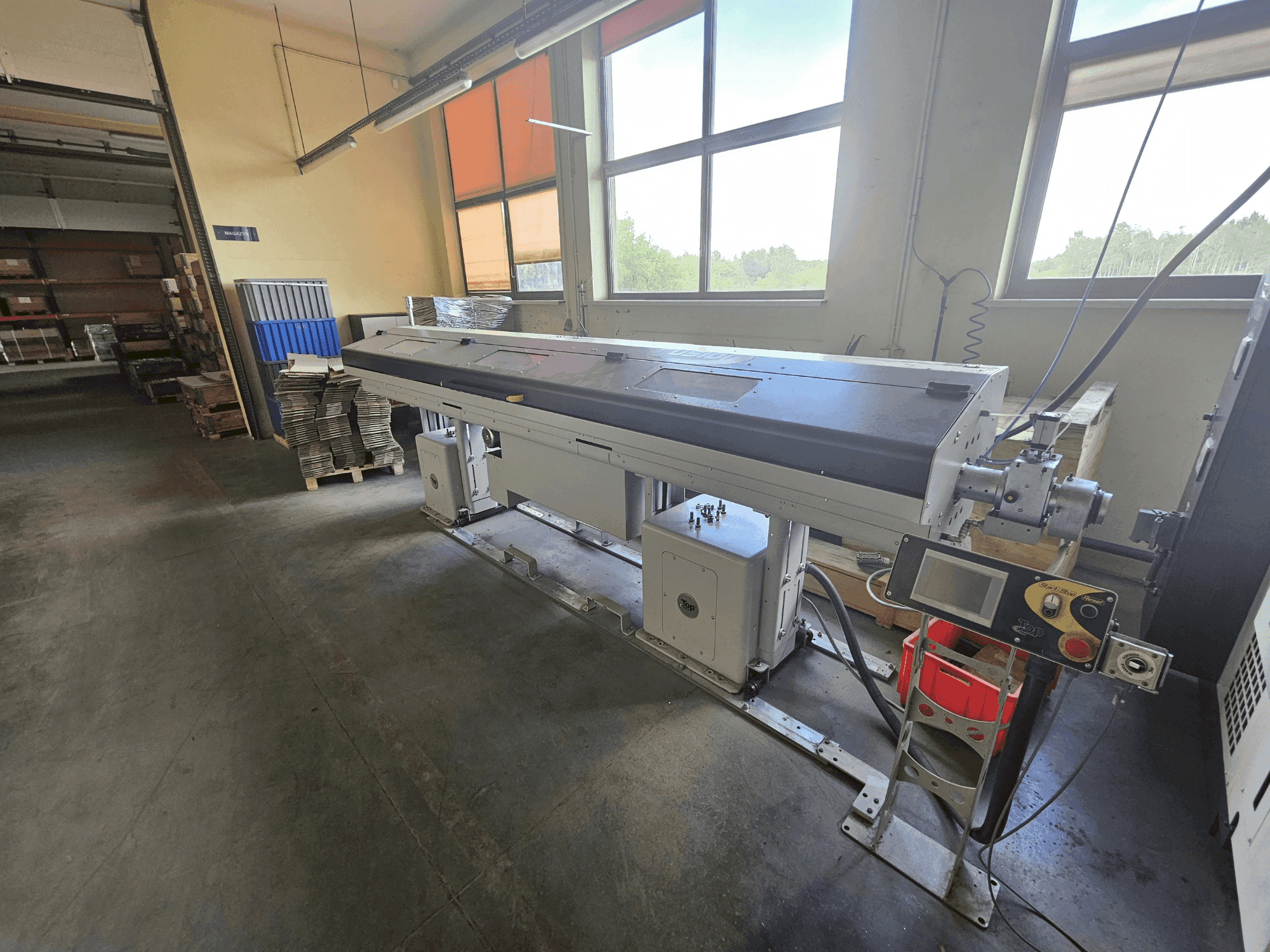 Vista Frontal da TOP Automazioni FUSION 352 SX máquina