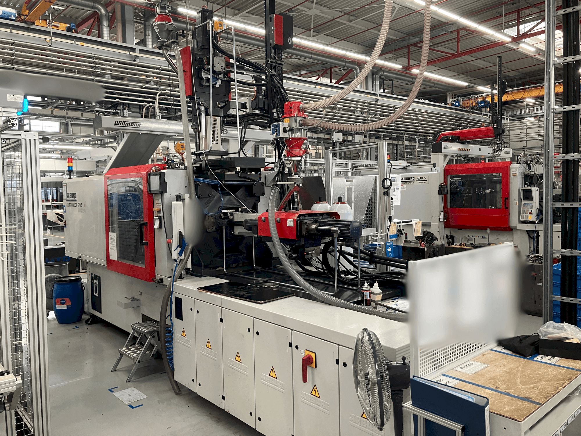 Vista Frontal da Arburg Allrounder 570 S 2200-290 / 170 máquina