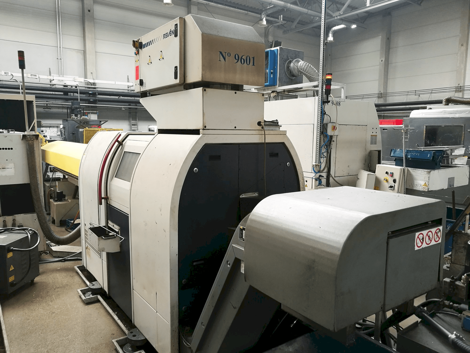 Vista Frontal da TRAUB TNL 16/26 máquina