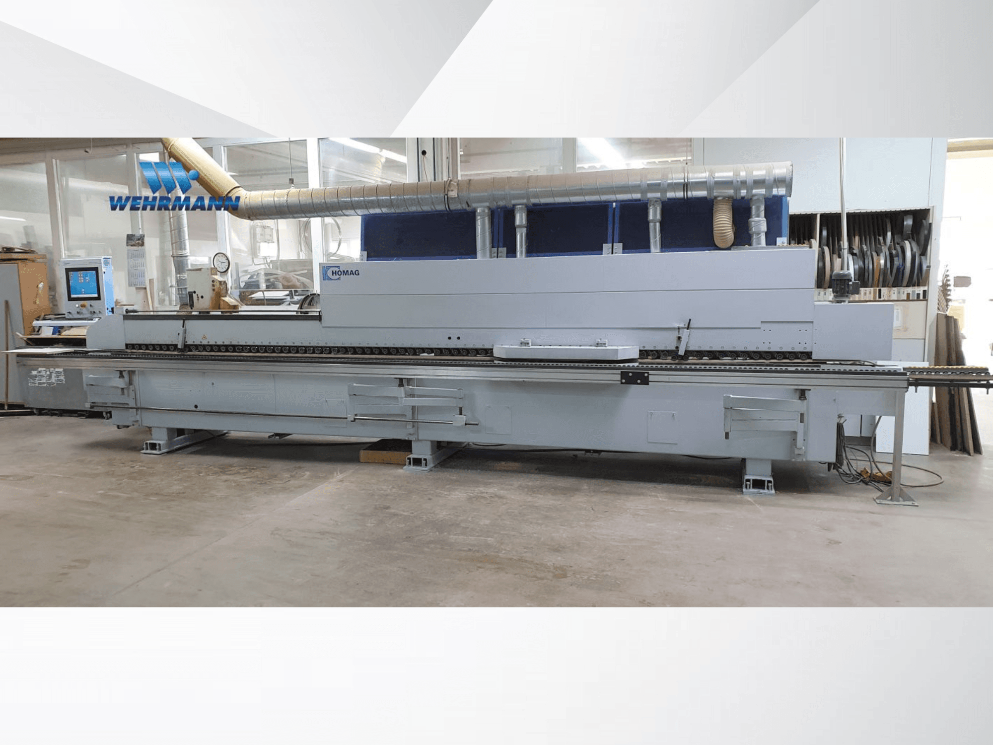 Máquina de encolagem de bordas HOMAG Optimat KAL210/6/A20/S2, vista lateral, com painel de controlo e sistema de transporte. Ideal para o trabalho em madeira.