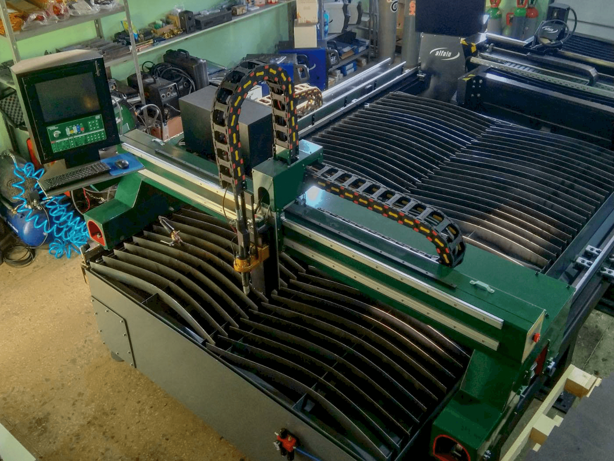 Vista Frontal da Huawei HNC-2500W máquina