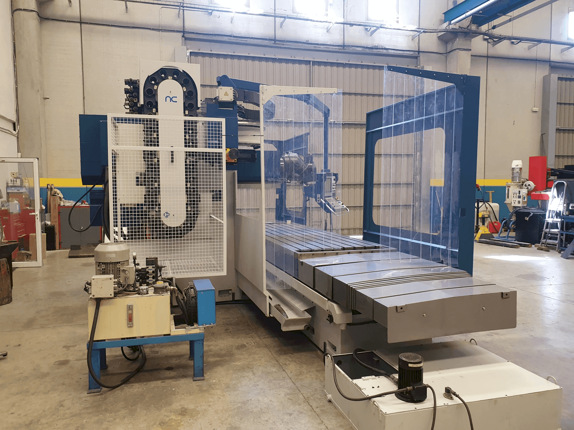 Vista Frontal da Nicolas Correa A30/30 máquina